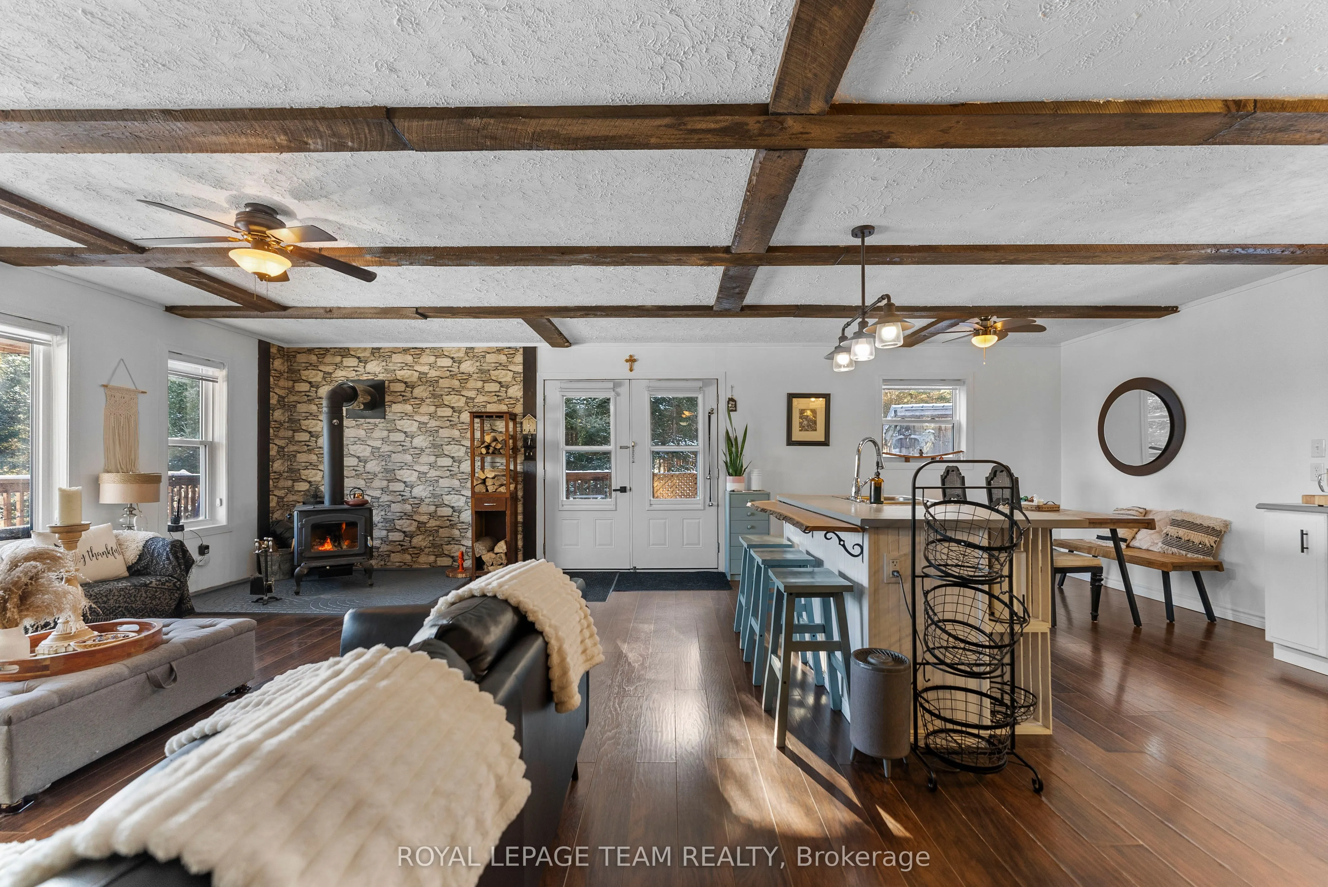 105 Heins Road
