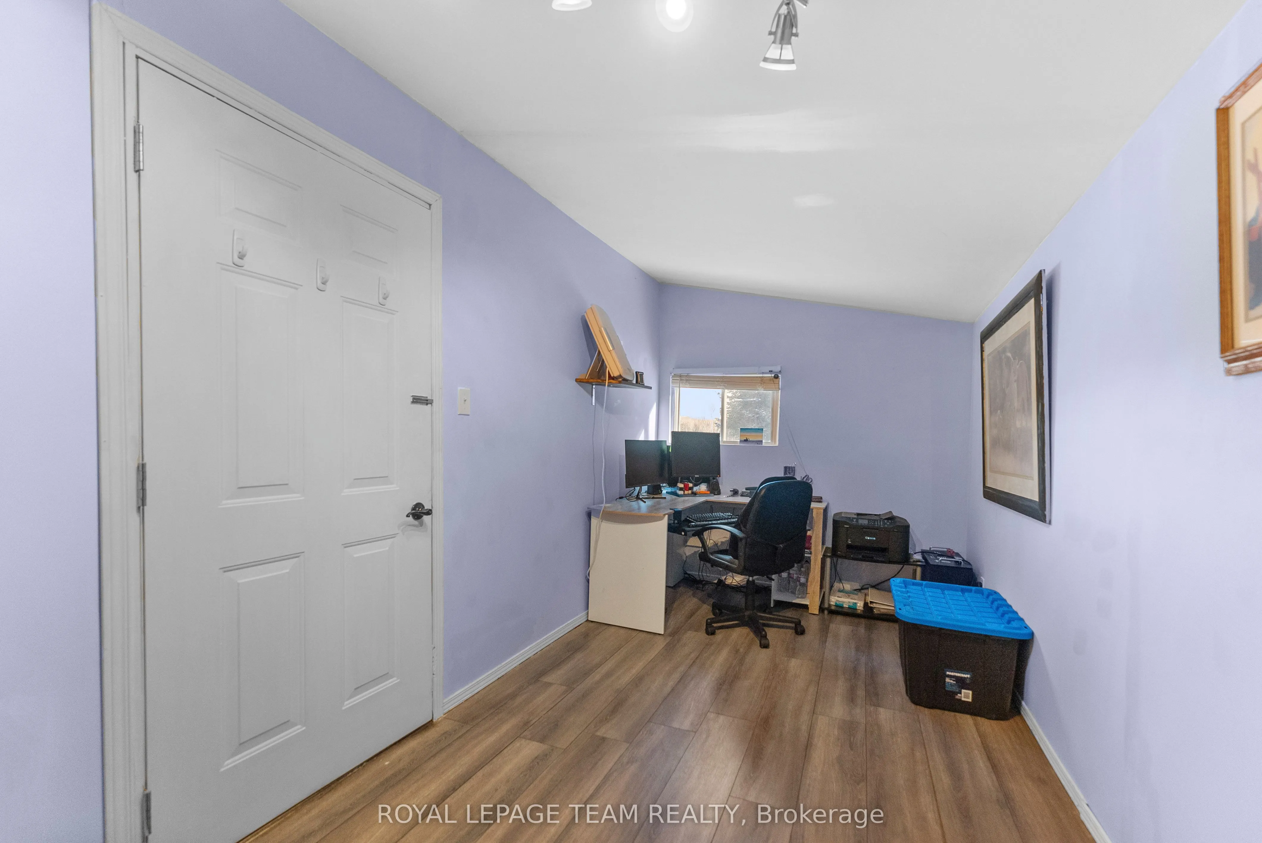 105 Heins Road