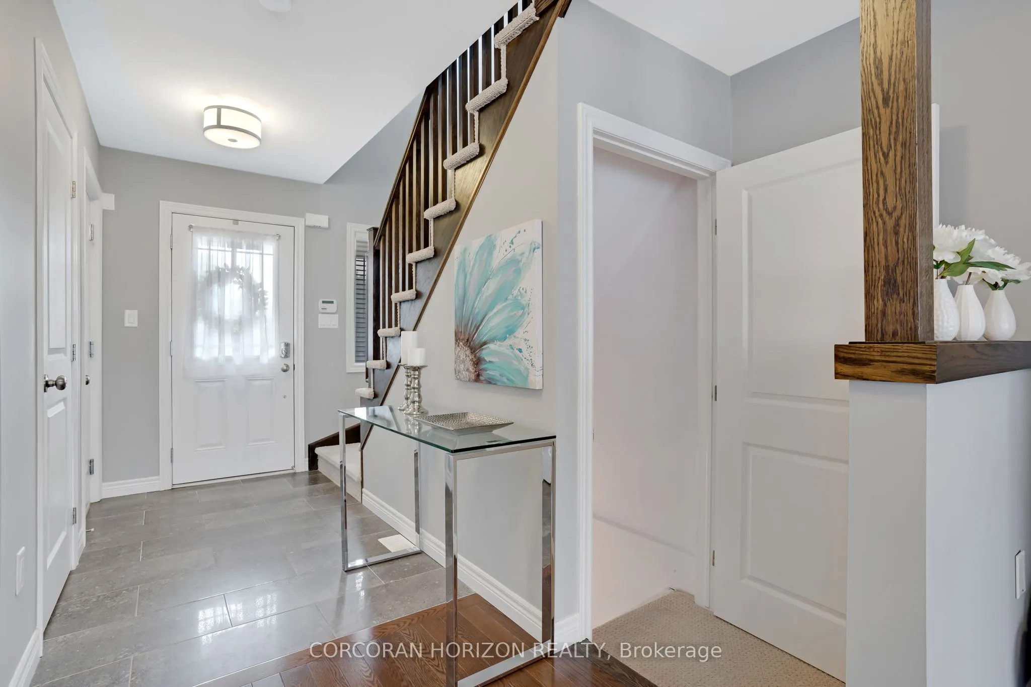 18 Creek Ridge Street