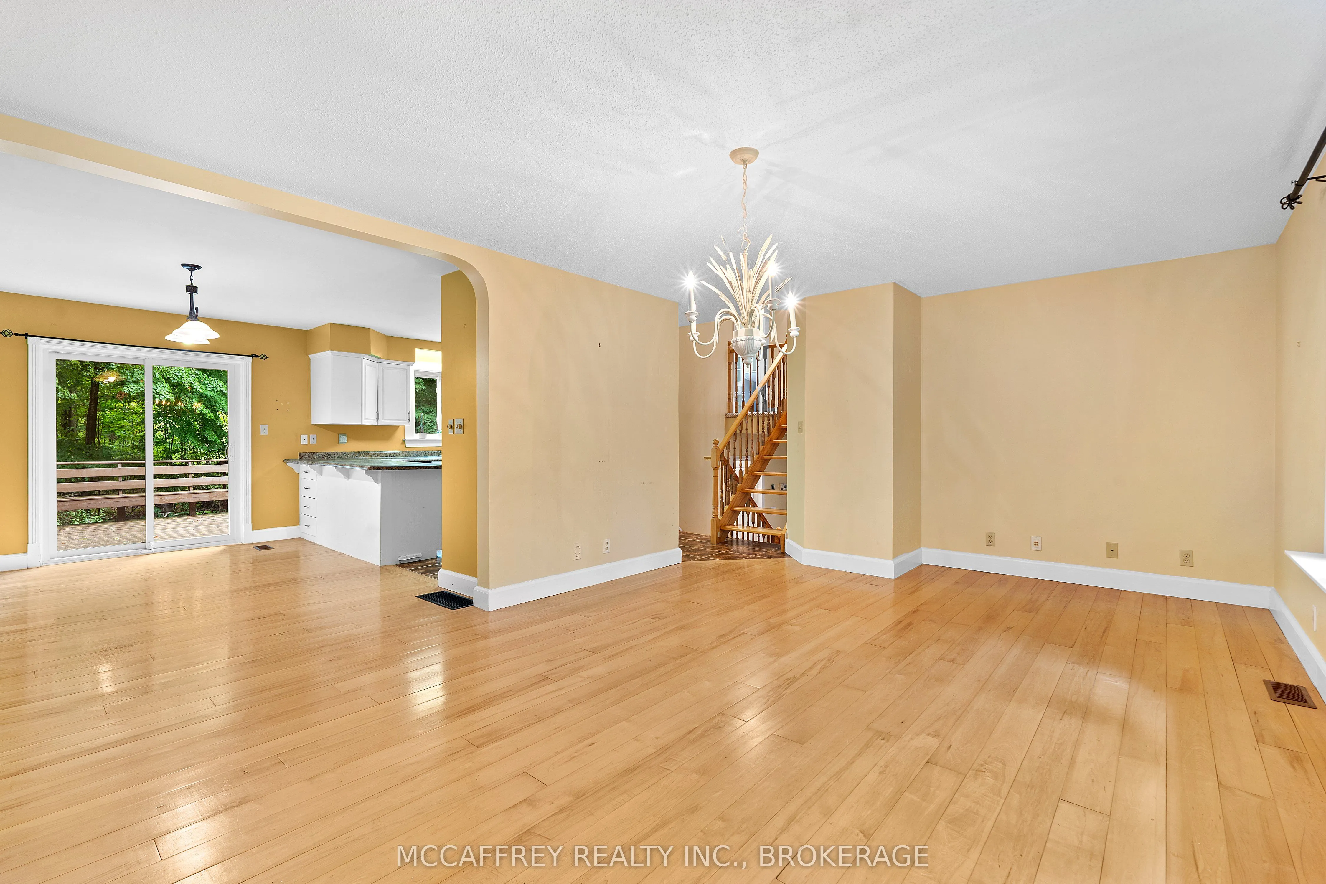 2985 Alton Road W