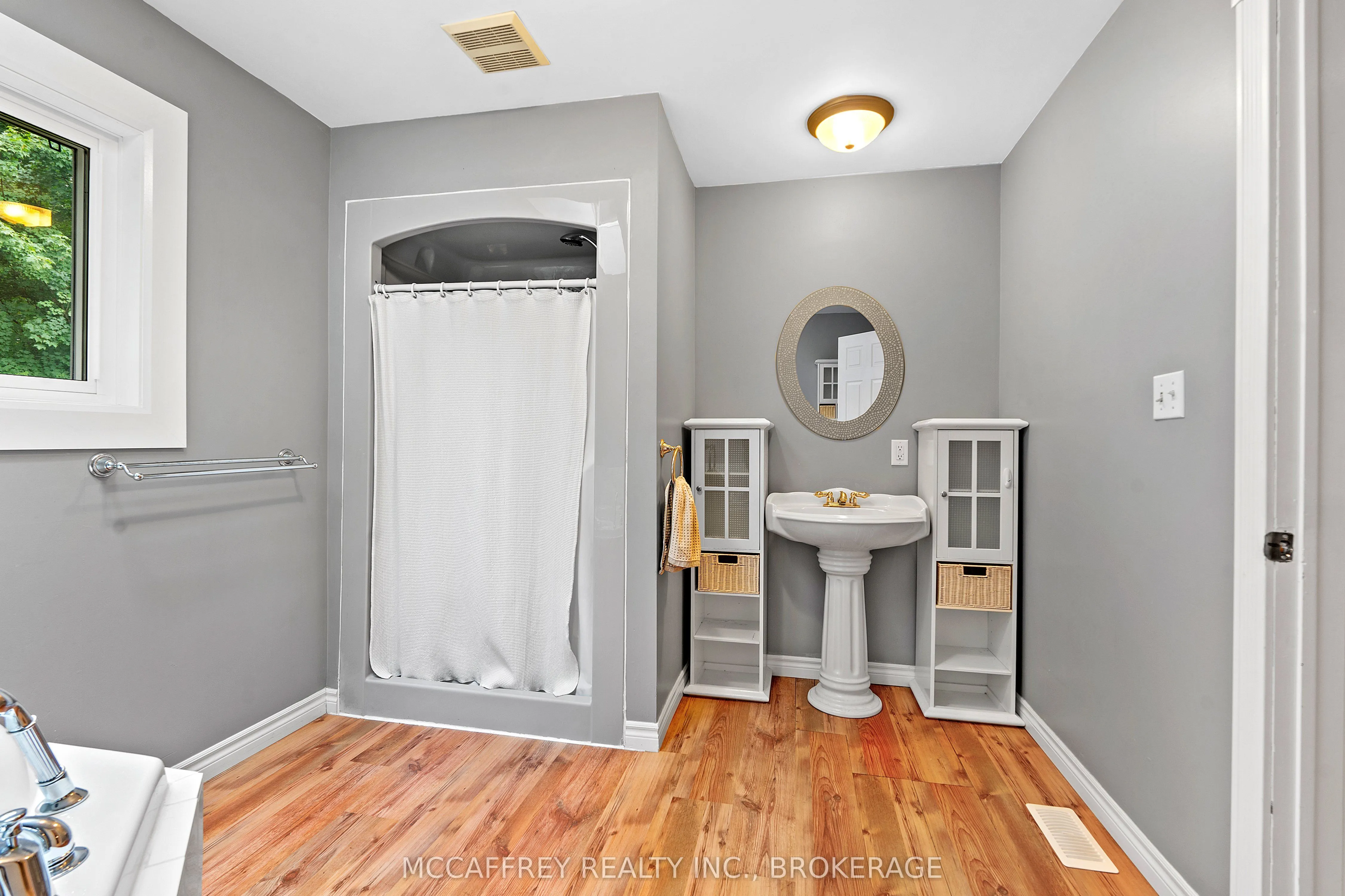 2985 Alton Road W