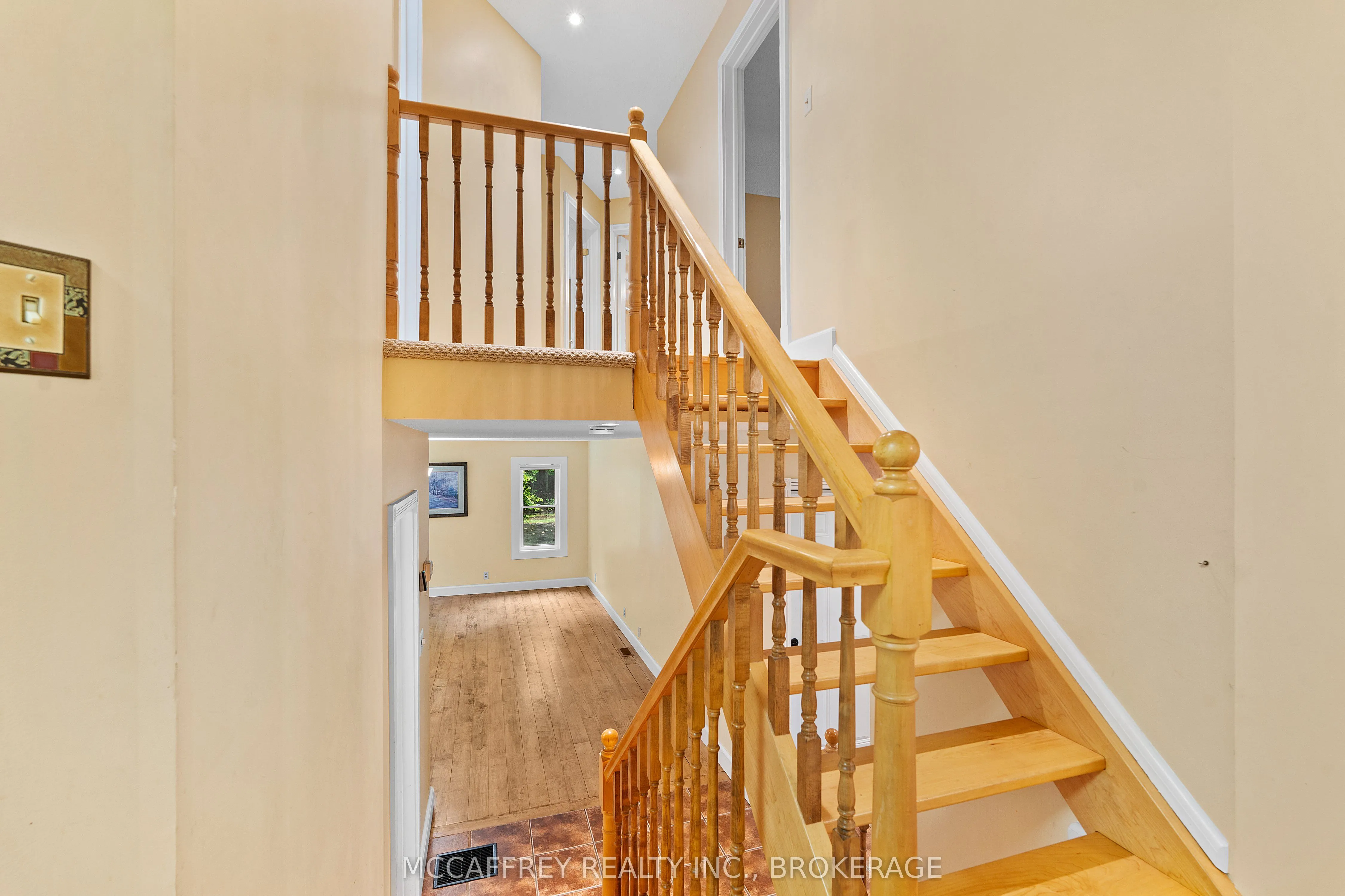 2985 Alton Road W