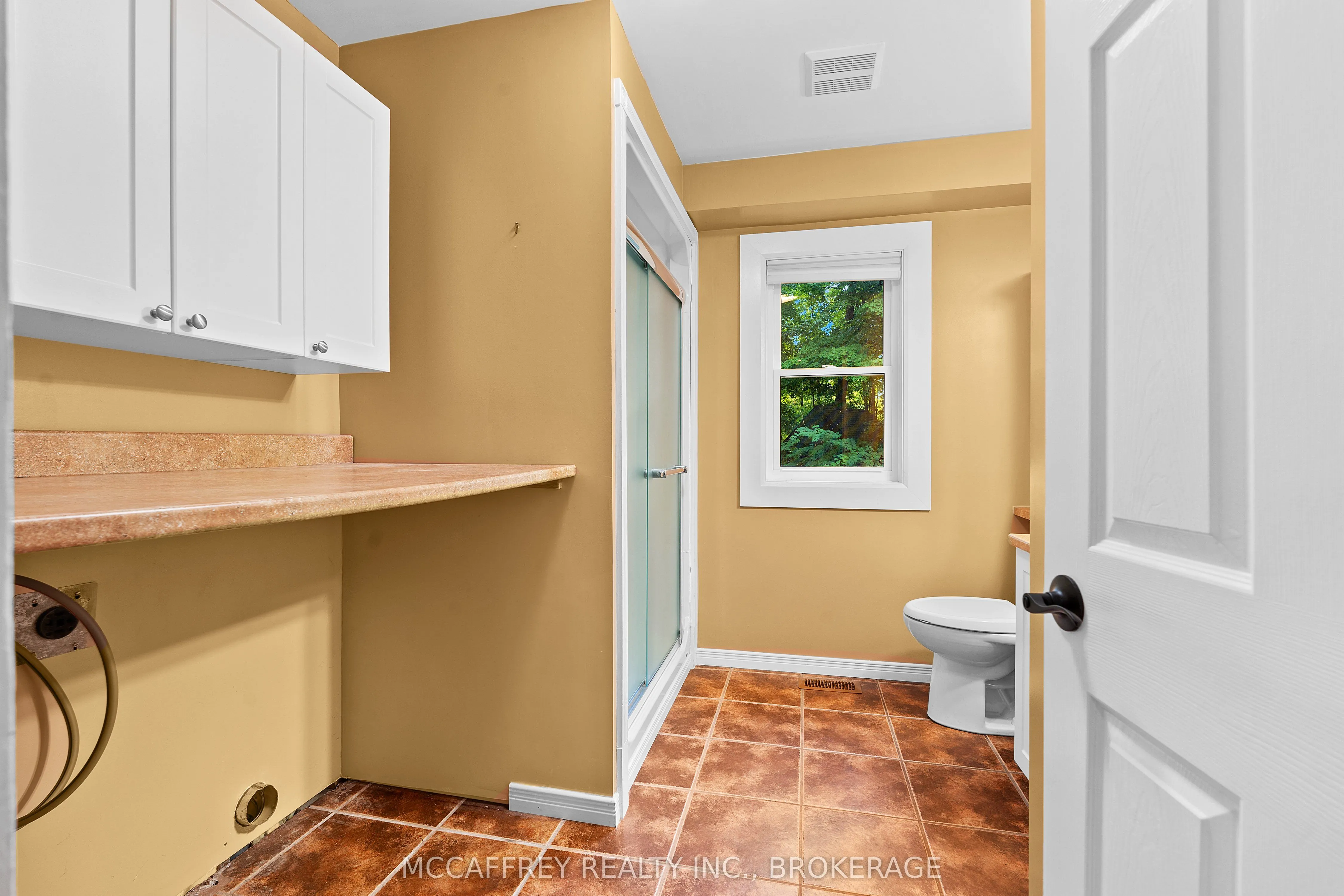 2985 Alton Road W