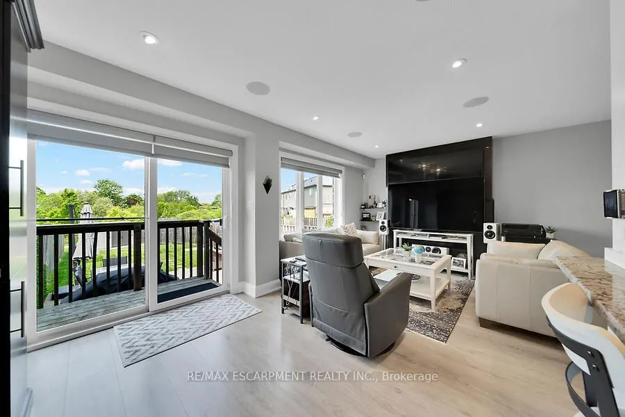 123 WESTBANK Trail