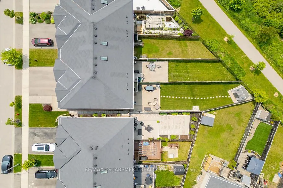 123 WESTBANK Trail