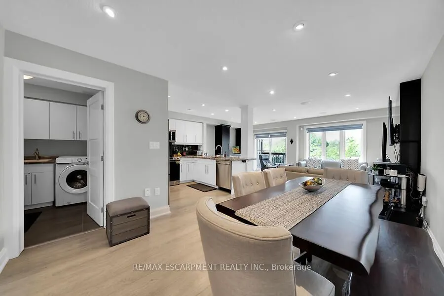 123 WESTBANK Trail