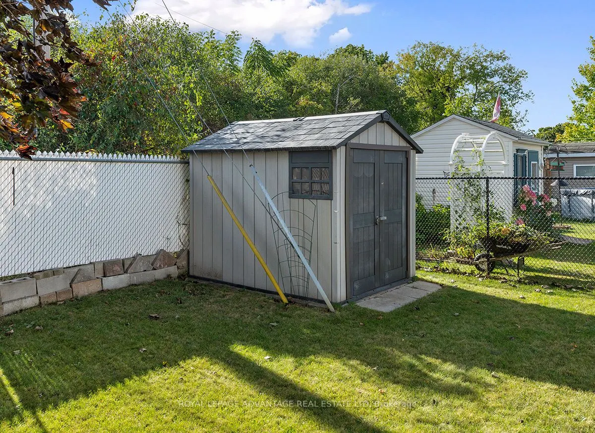 248 Glenwood Crescent