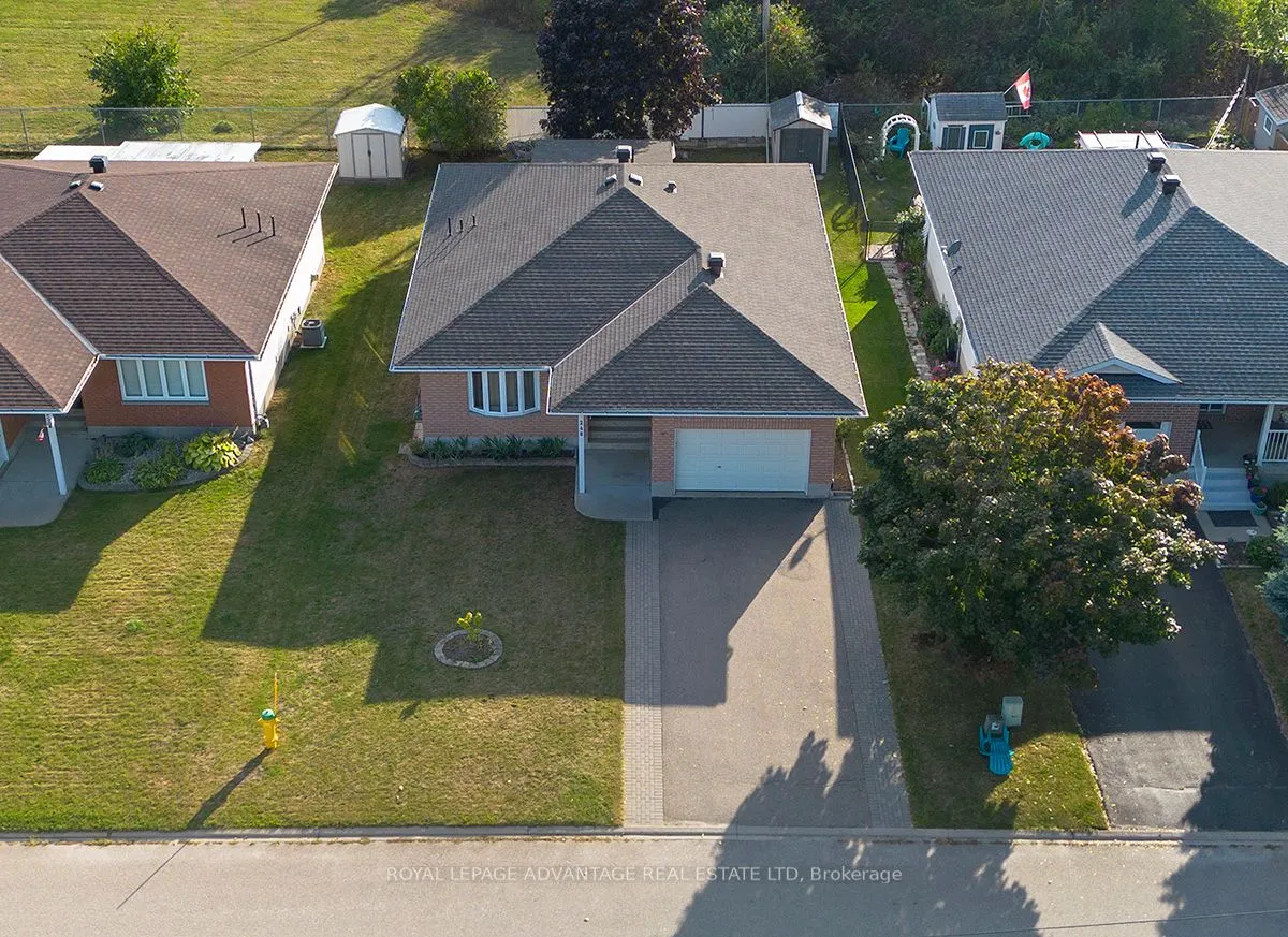 248 Glenwood Crescent