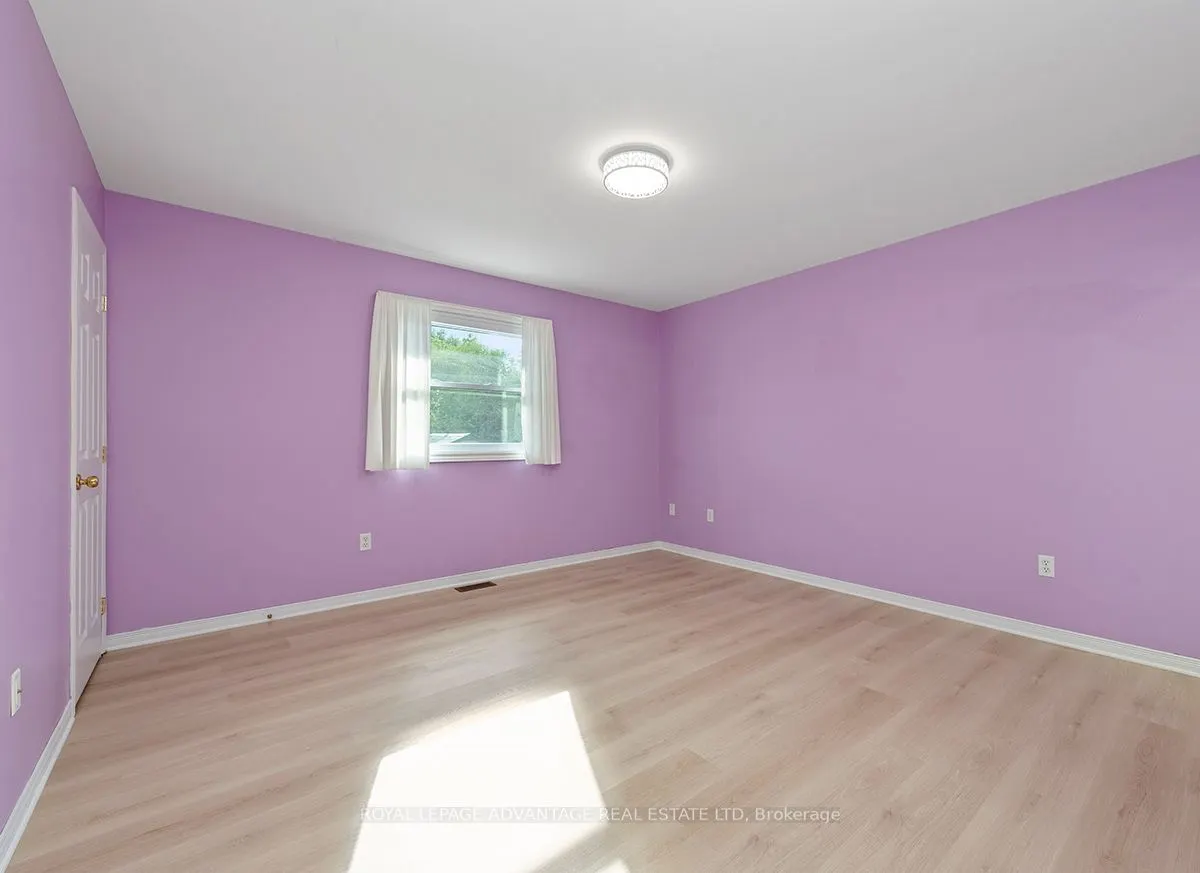 248 Glenwood Crescent