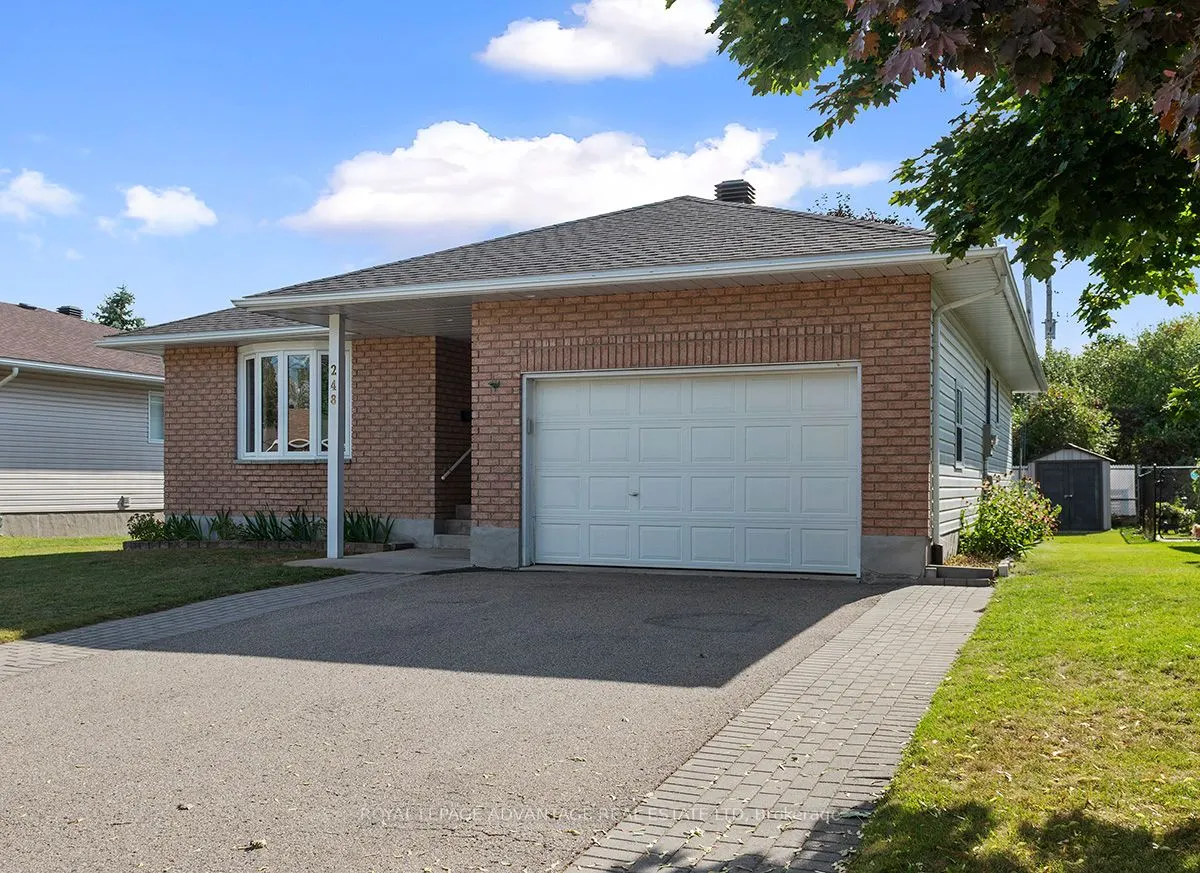 248 Glenwood Crescent