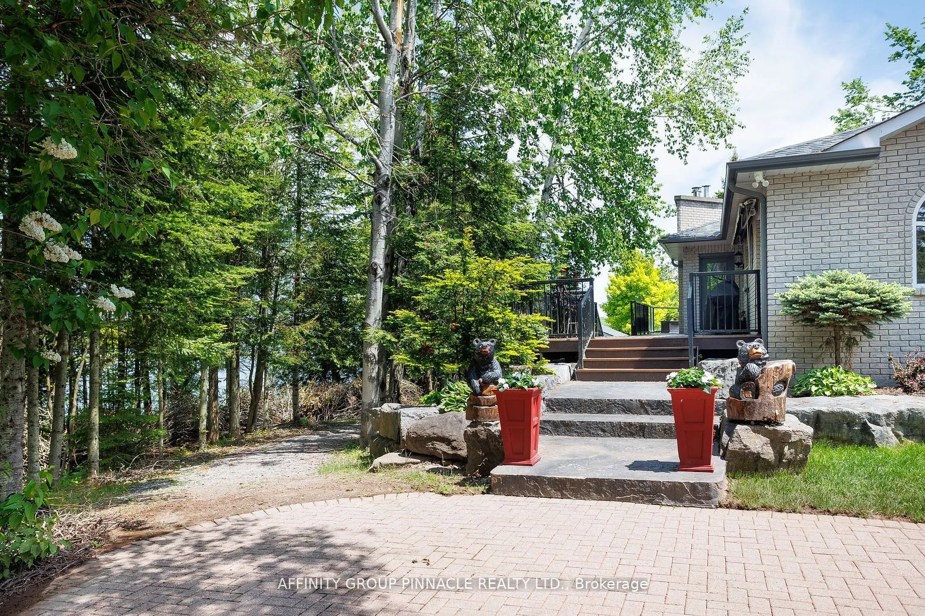90 McGregor Drive