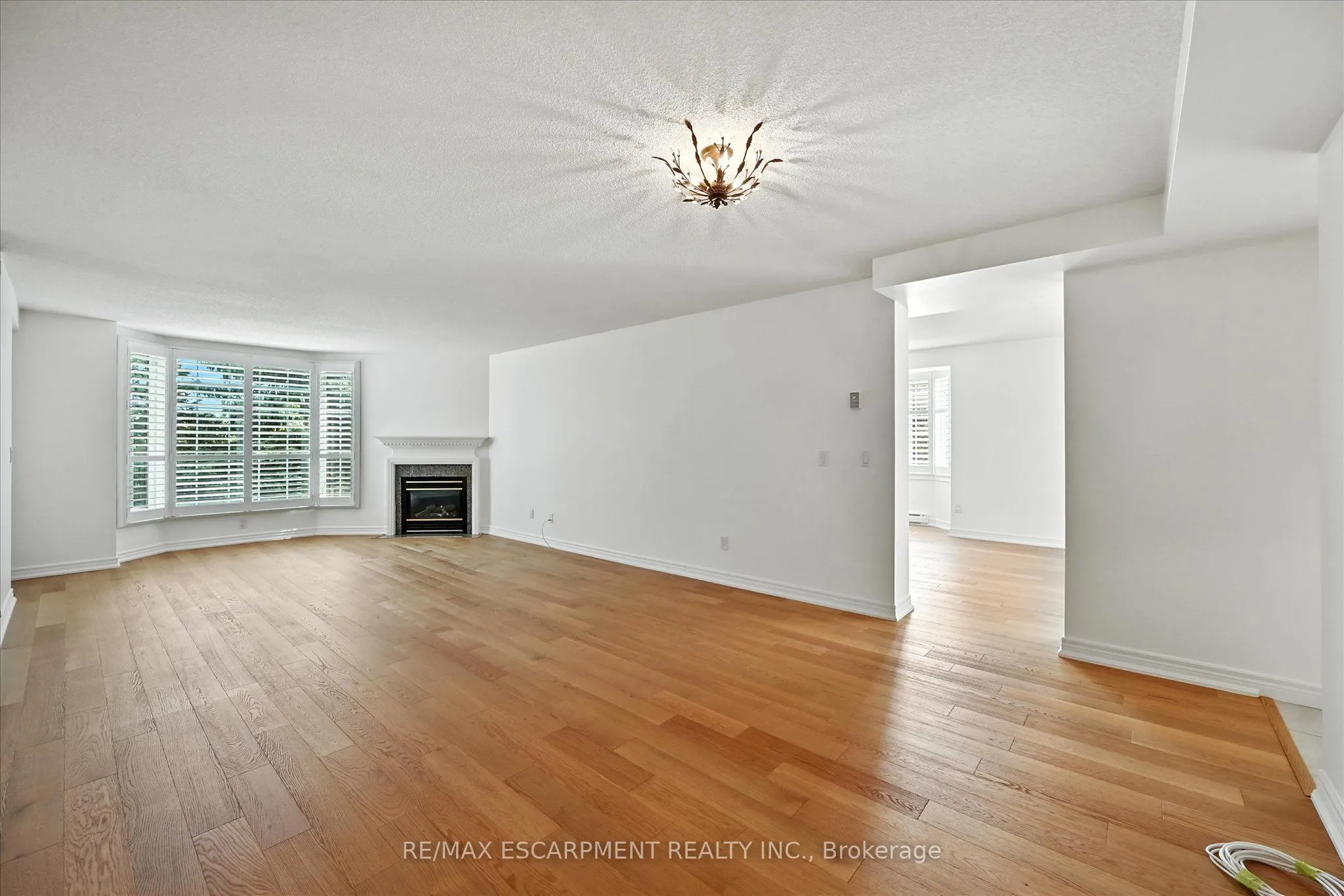990 GOLF LINKS Road, #204