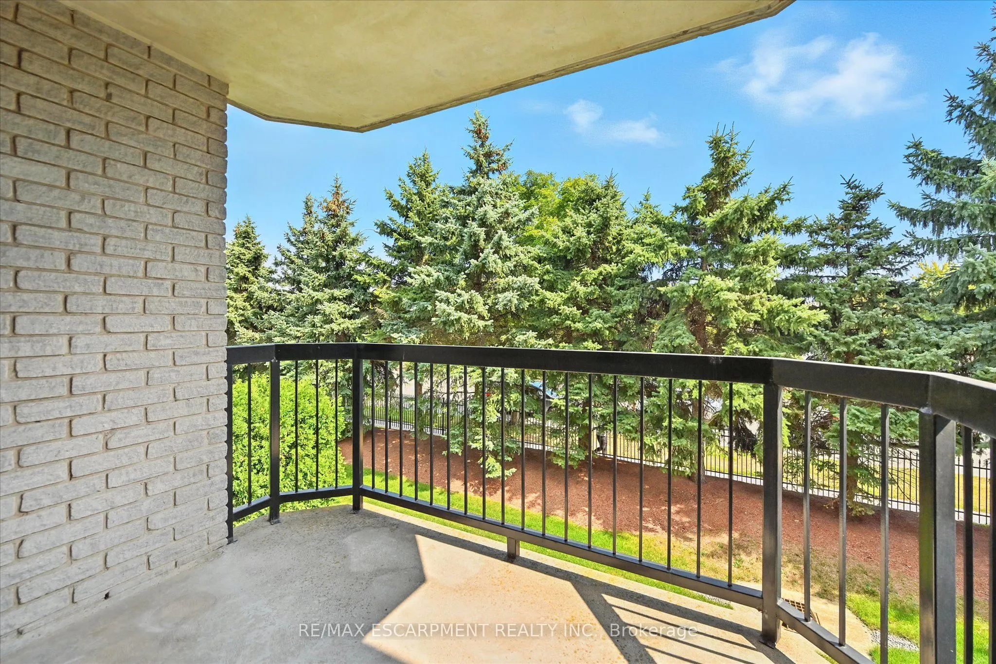 990 GOLF LINKS Road, #204