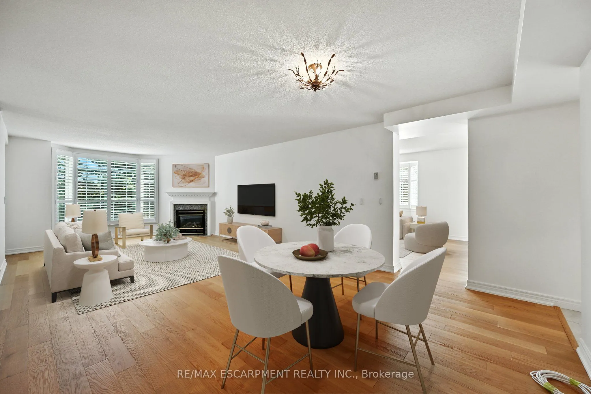 990 GOLF LINKS Road, #204
