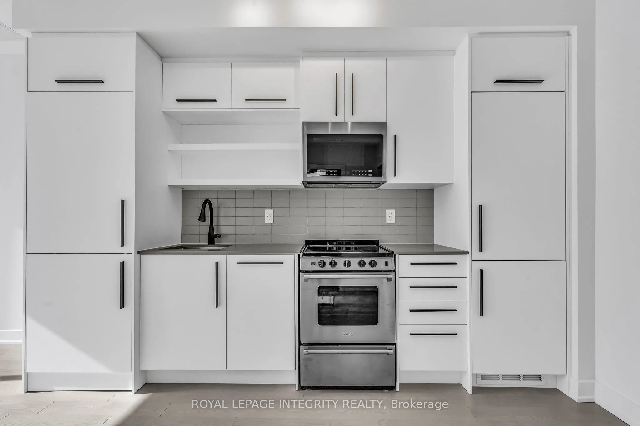 560 RIDEAU Street, #716