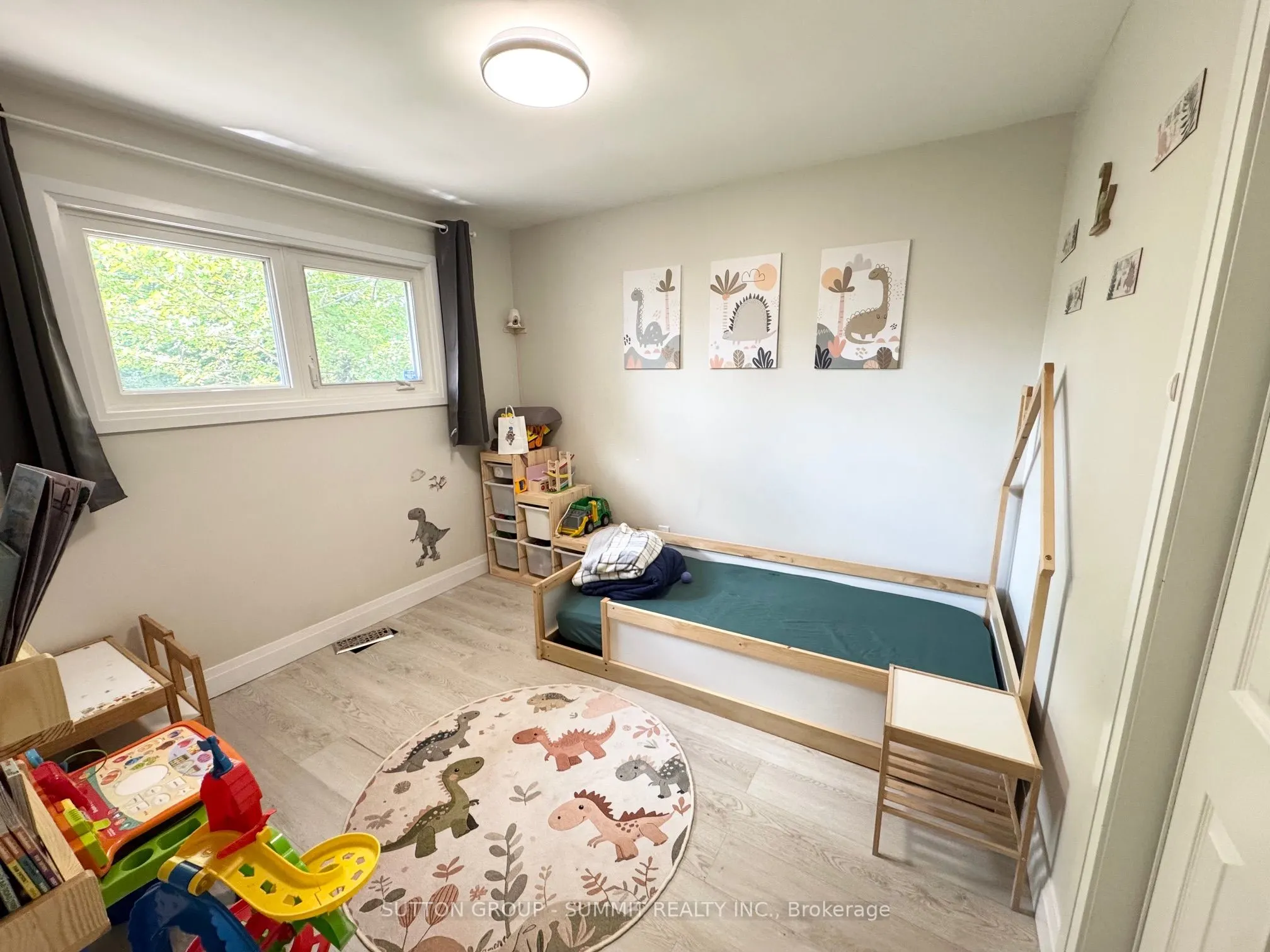 160 Macassa Avenue, #Main Floor