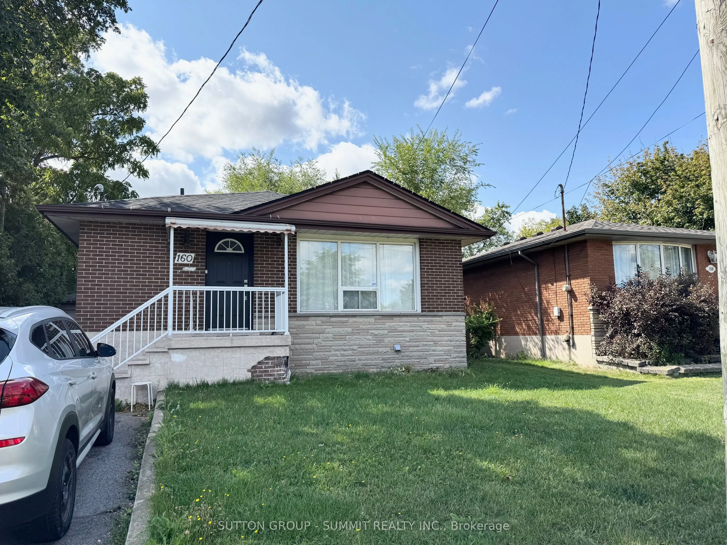 160 Macassa Avenue, #Main Floor