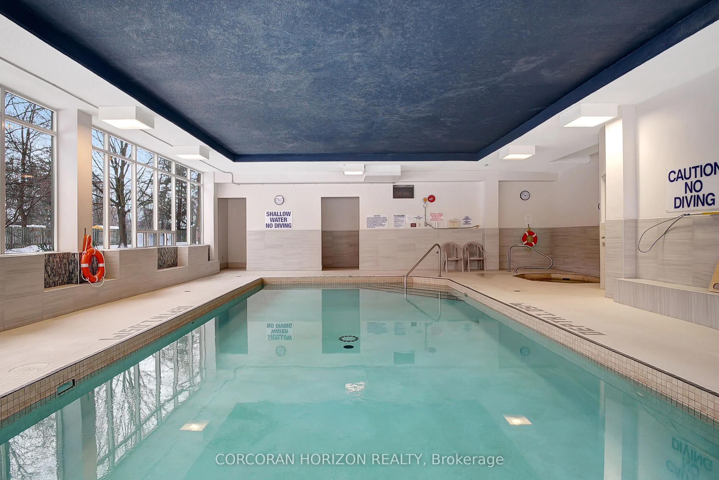 3227 King Street E, #409
