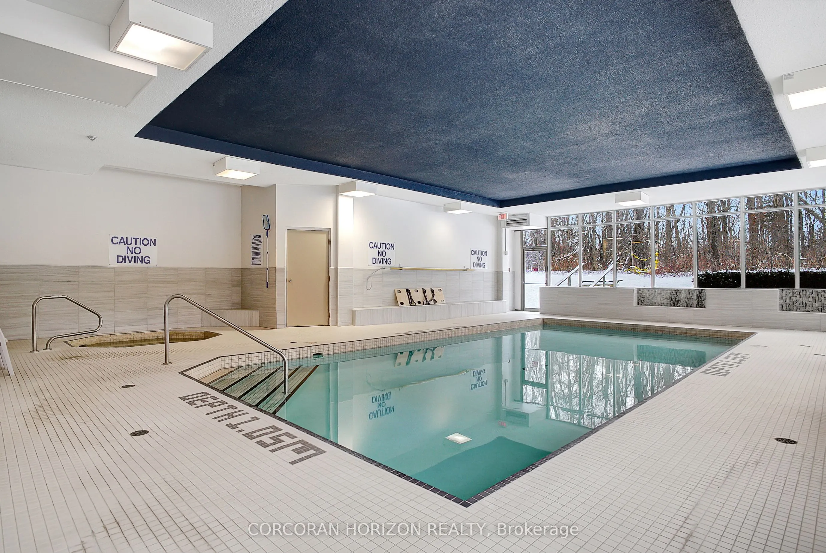 3227 King Street E, #409