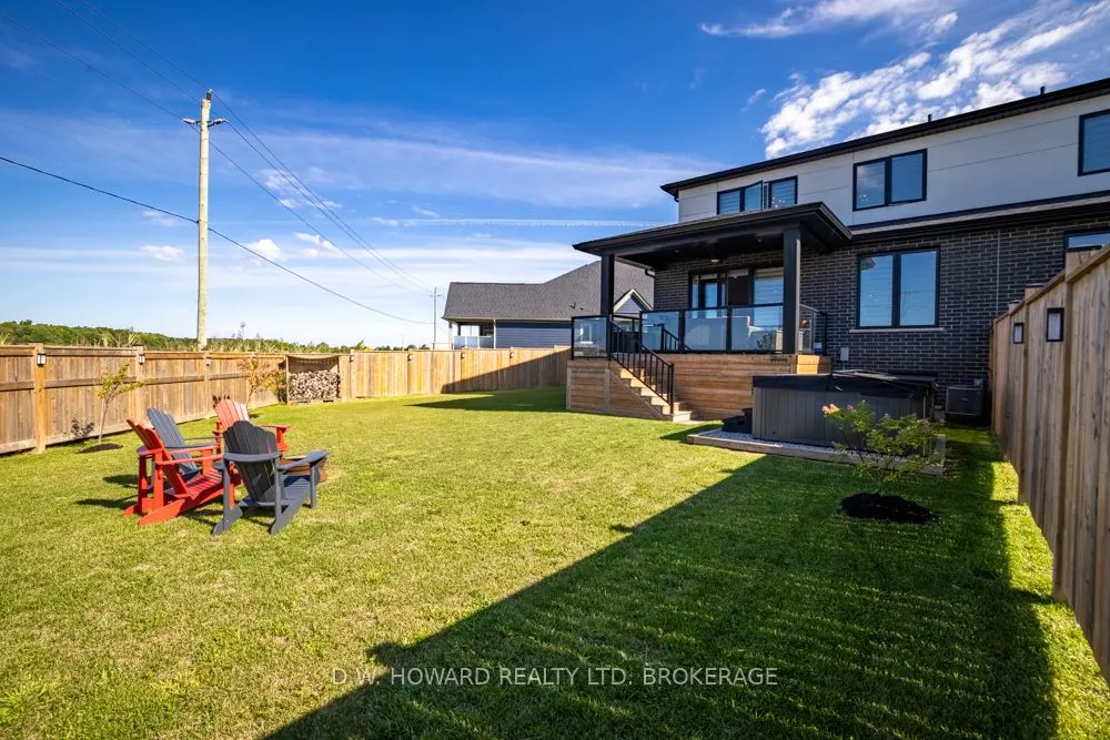 3919 Mitchell Crescent