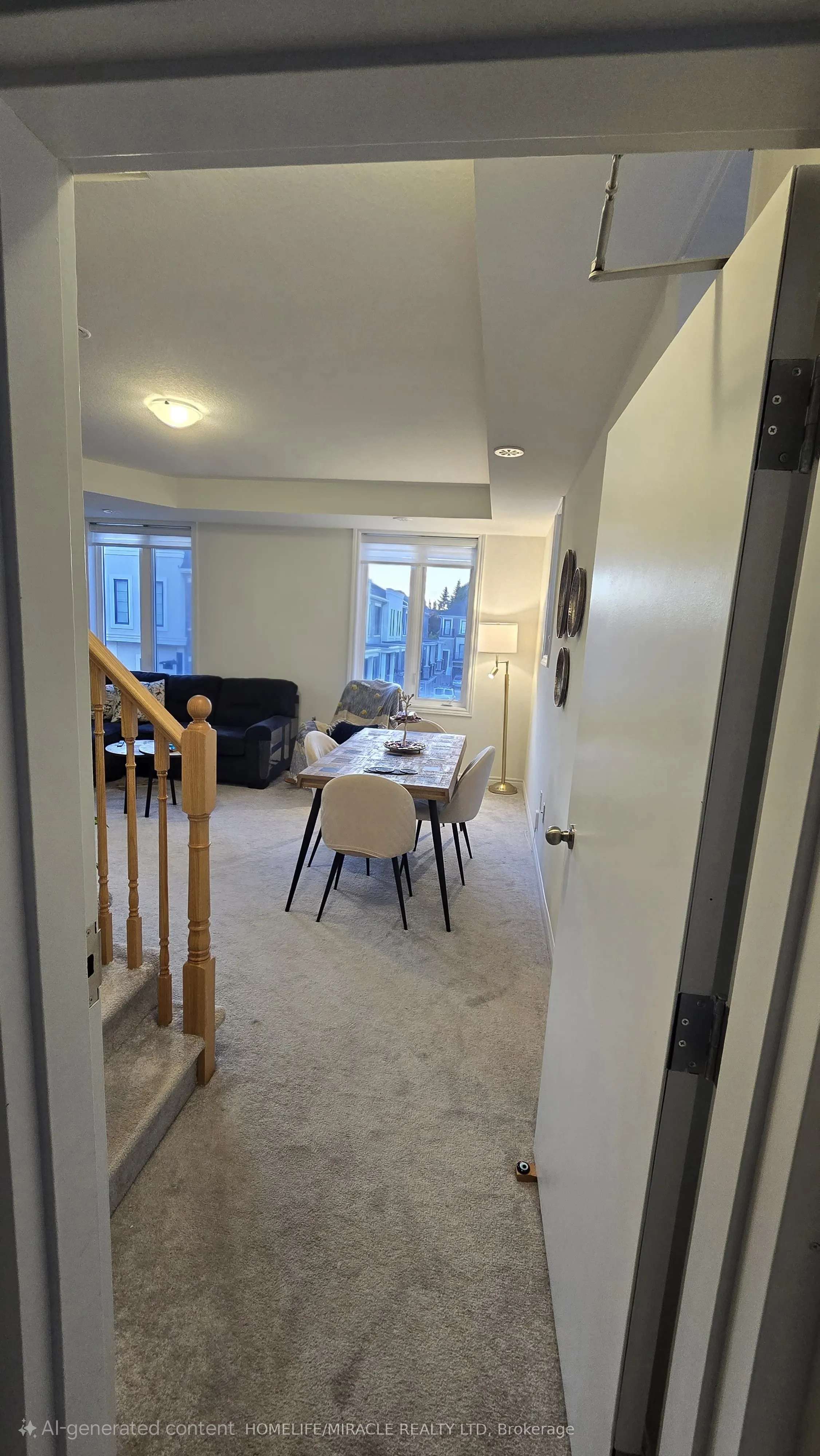 383 Dundas Street E, #70