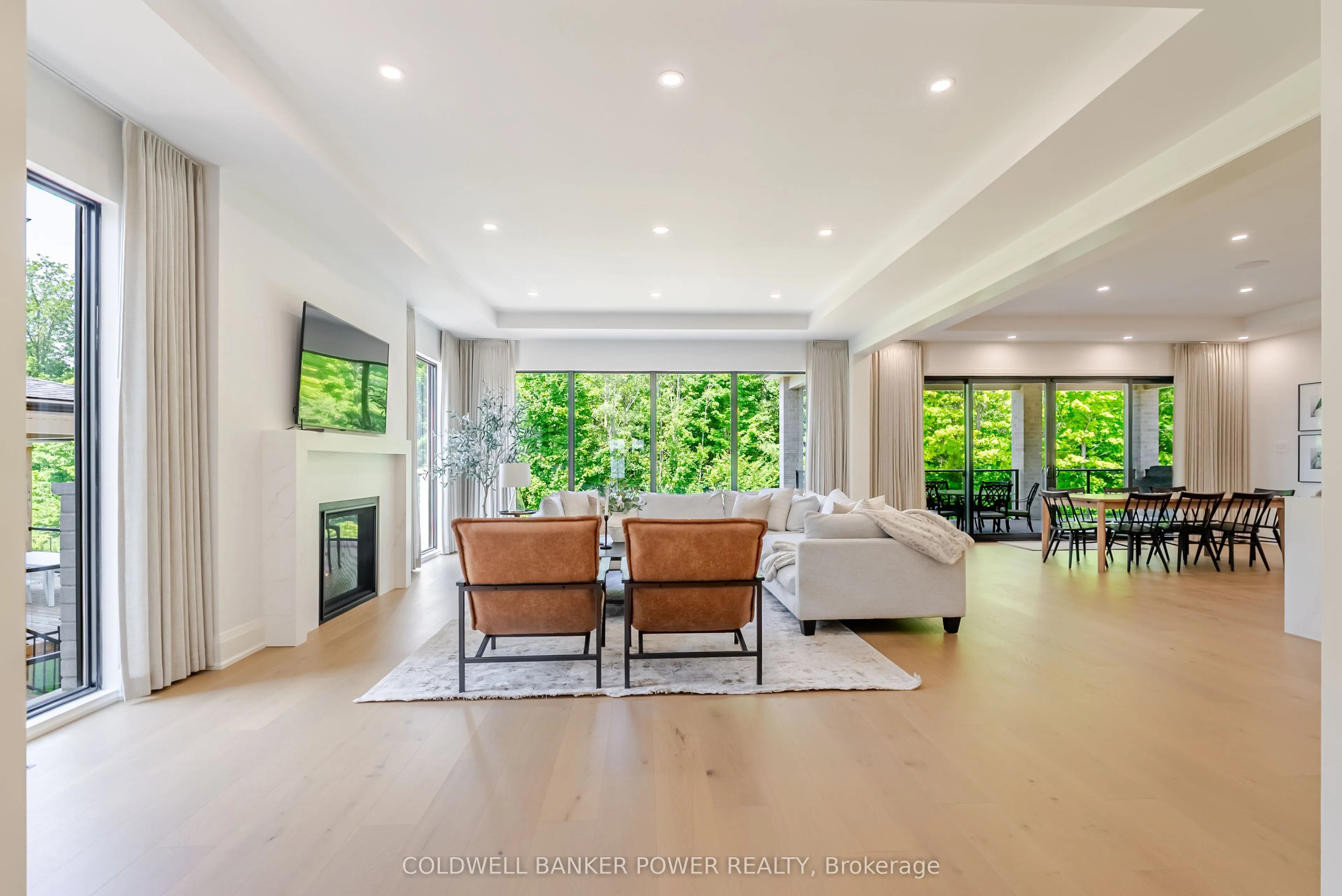 720 Apricot Drive, #14