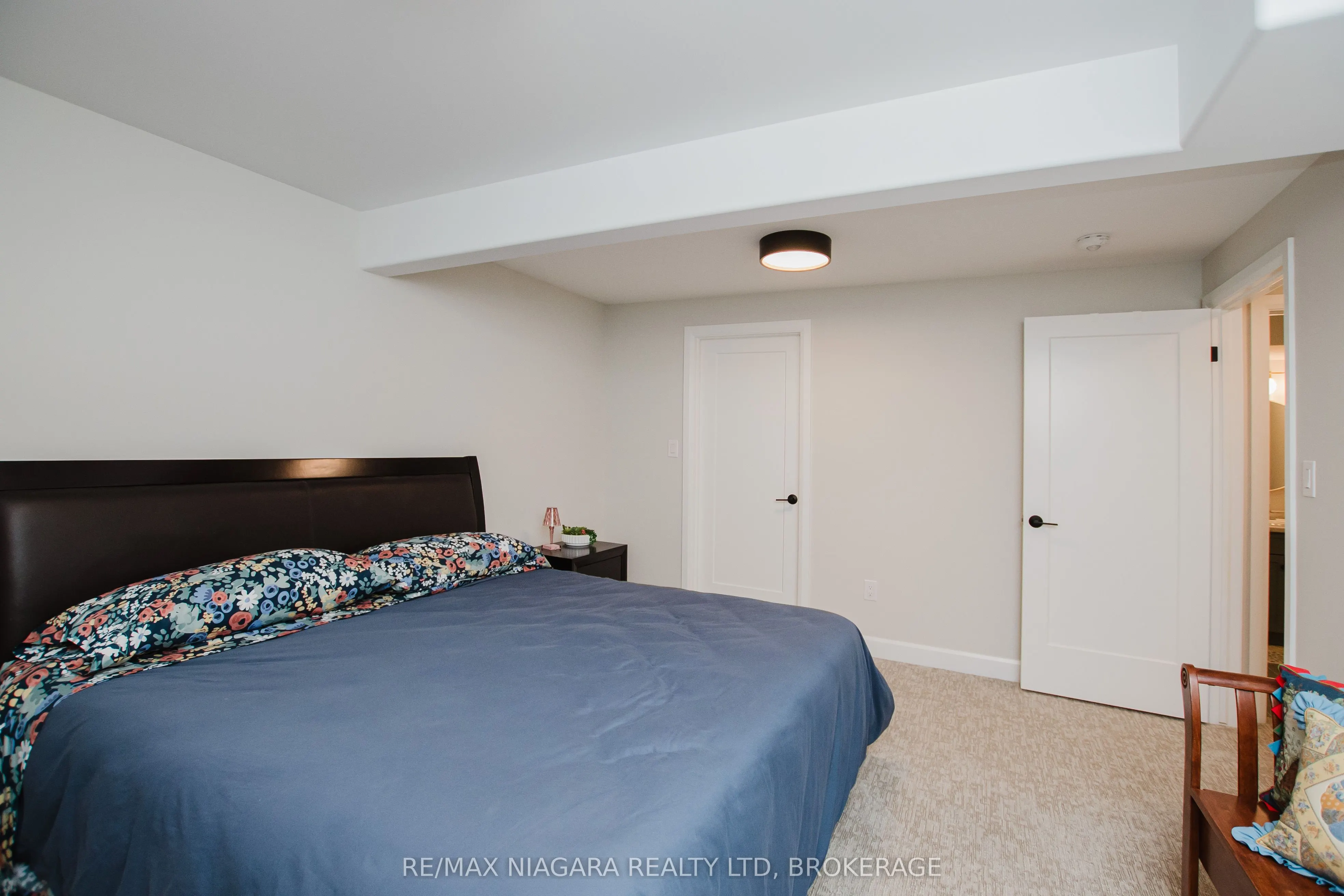 3376 Whispering Woods Trail