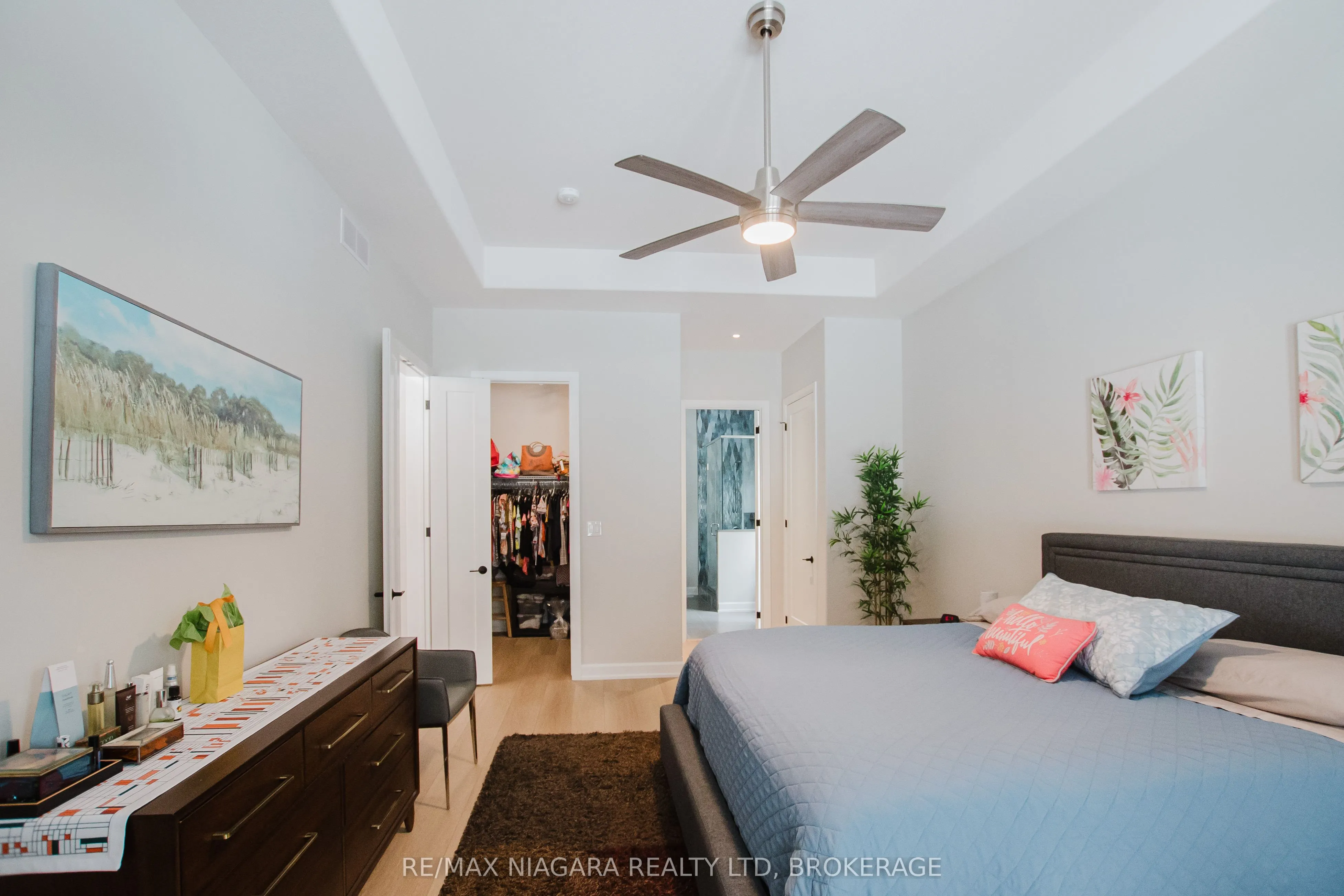 3376 Whispering Woods Trail