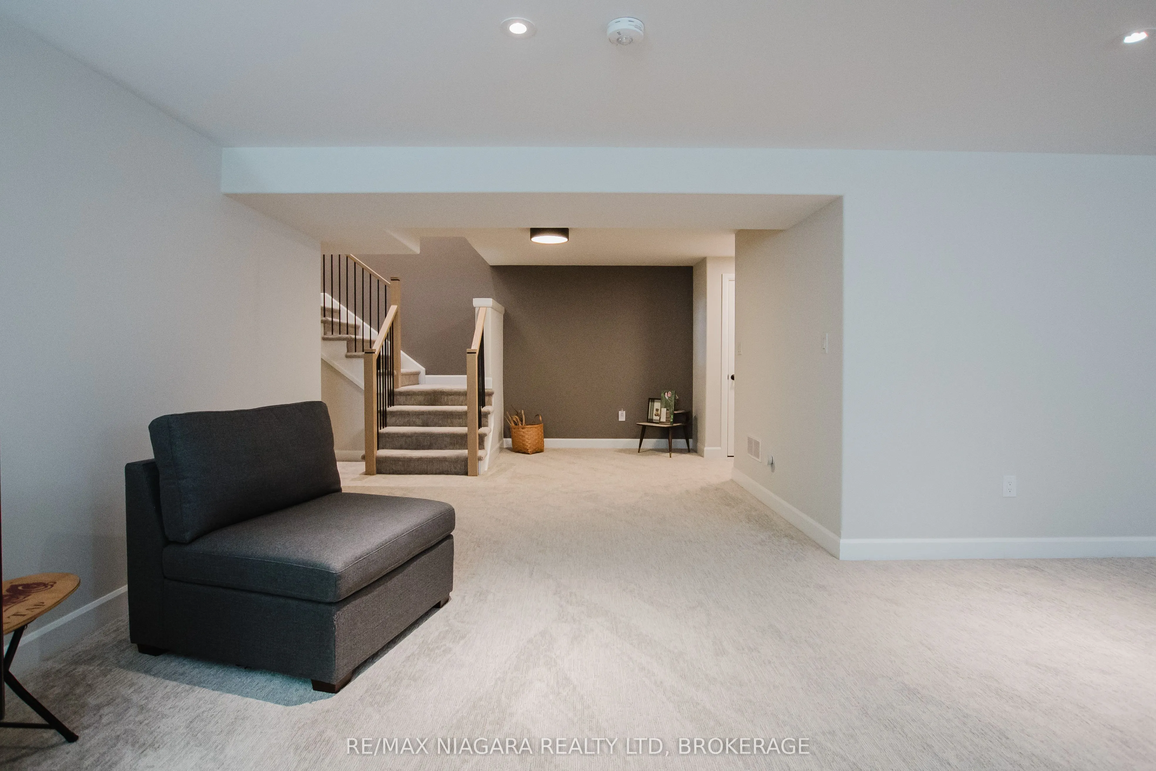3376 Whispering Woods Trail