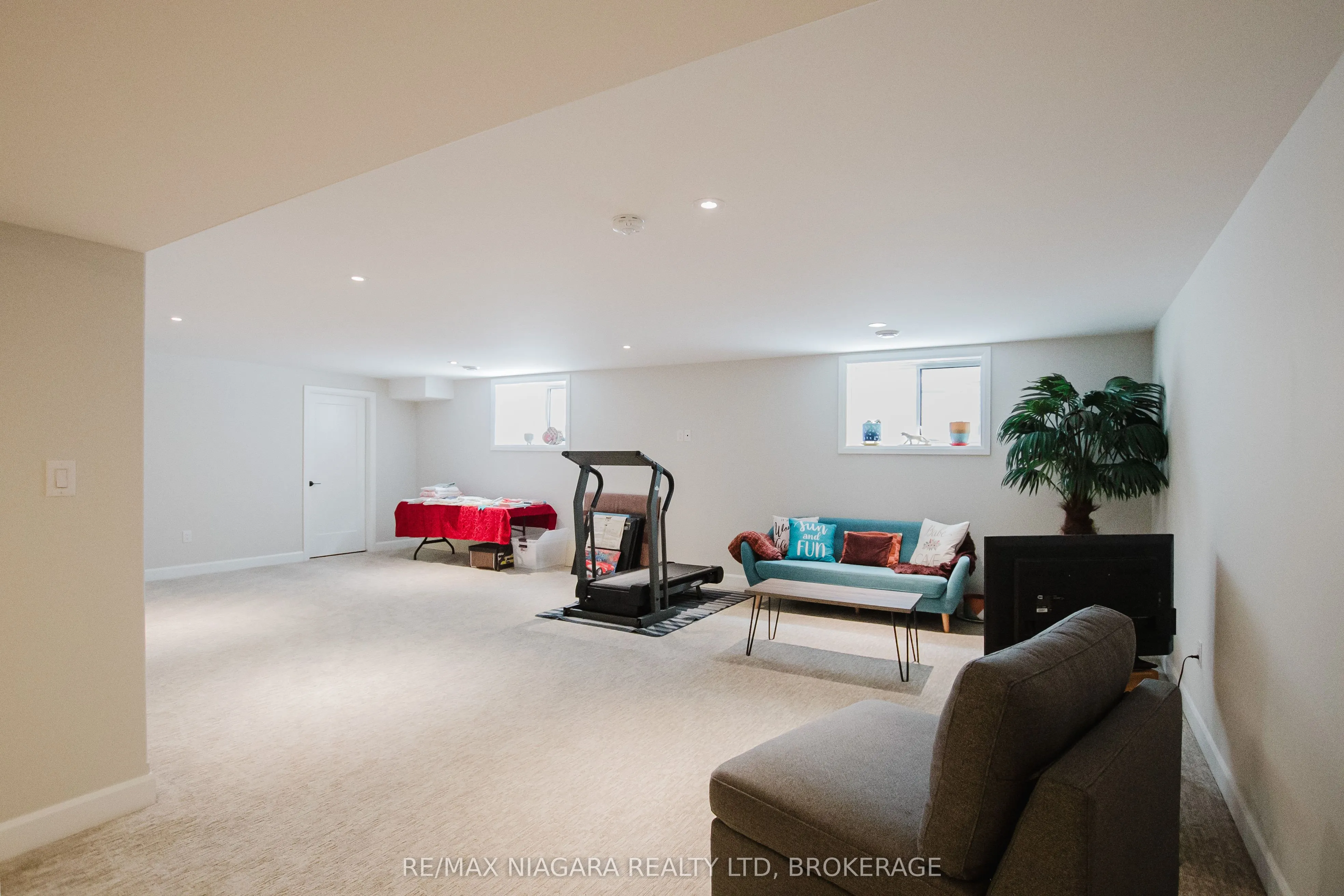 3376 Whispering Woods Trail