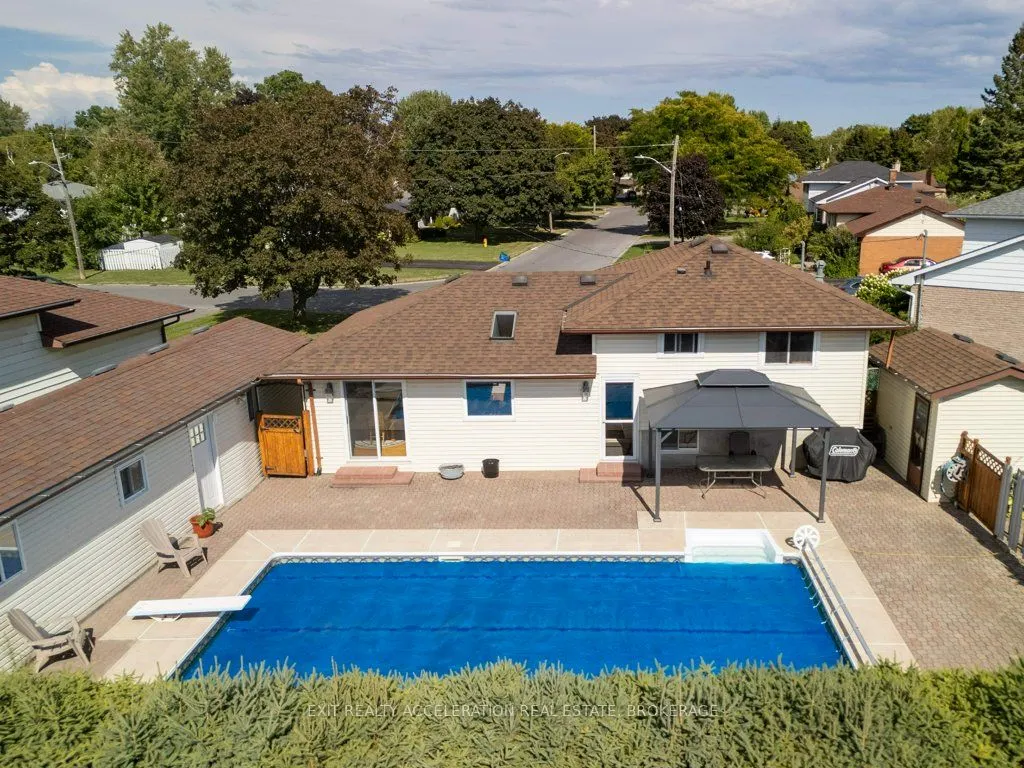 38 Thorncliffe Drive