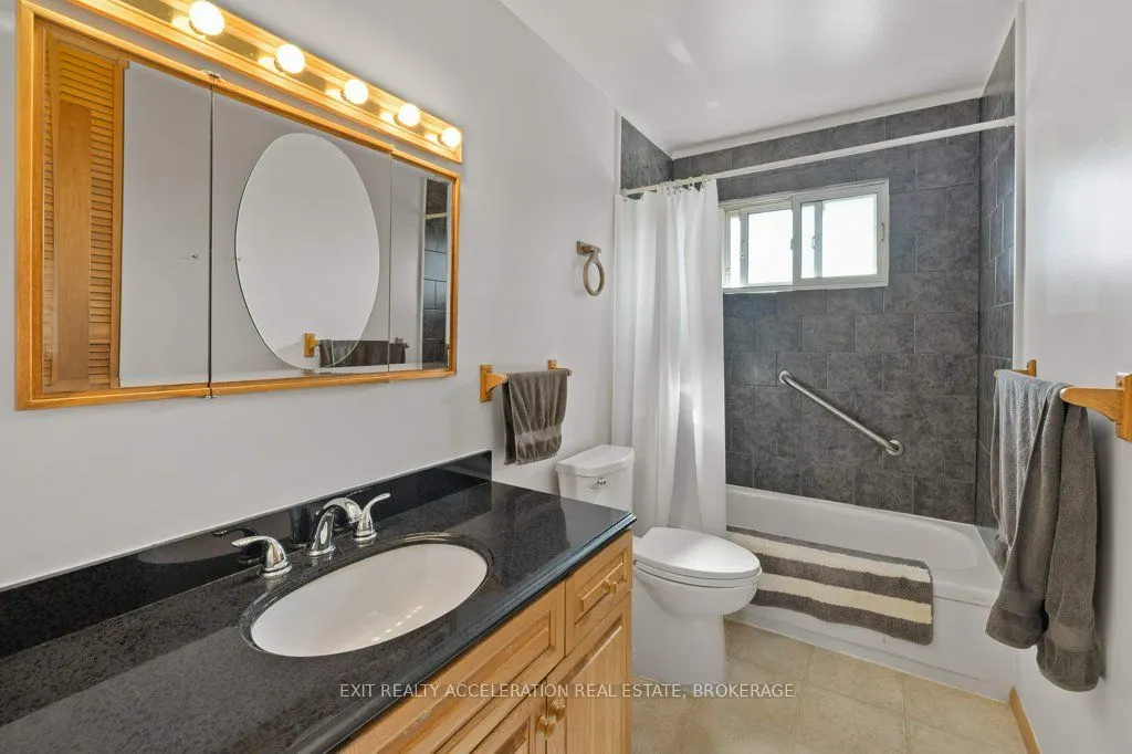 38 Thorncliffe Drive