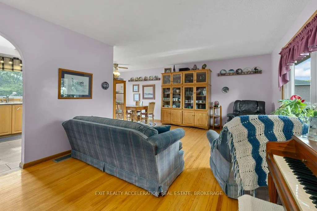 38 Thorncliffe Drive