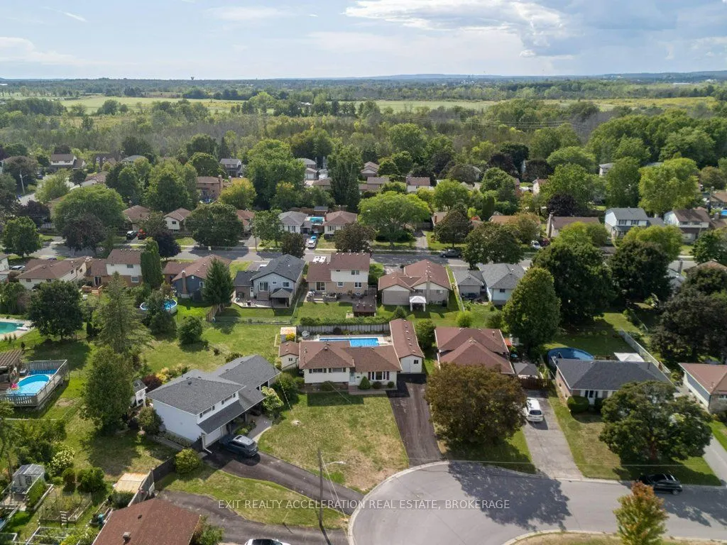 38 Thorncliffe Drive