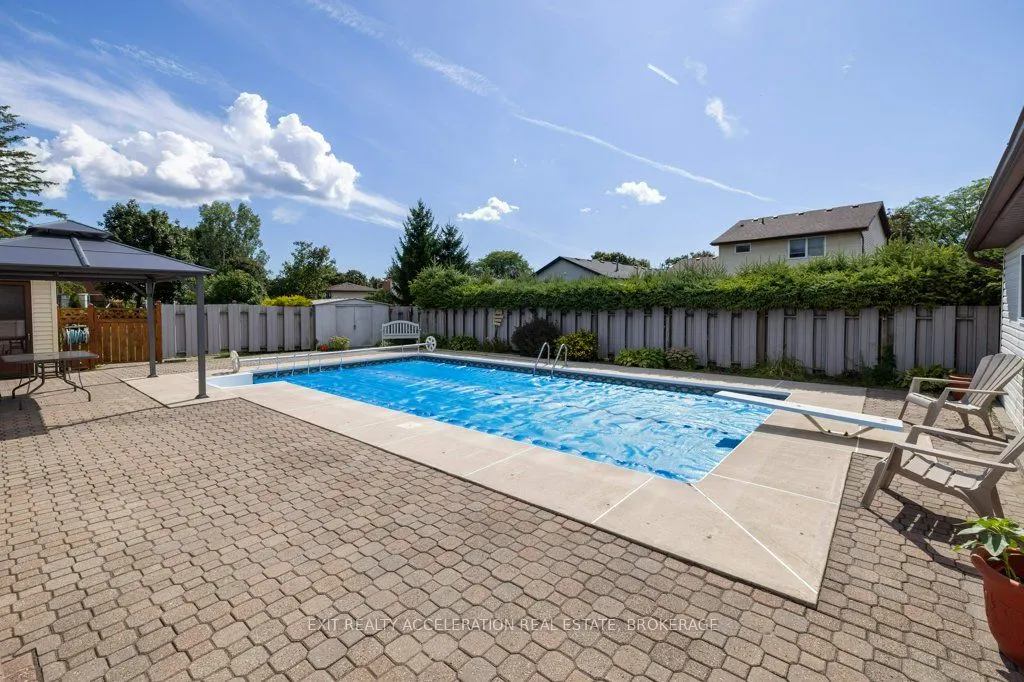 38 Thorncliffe Drive