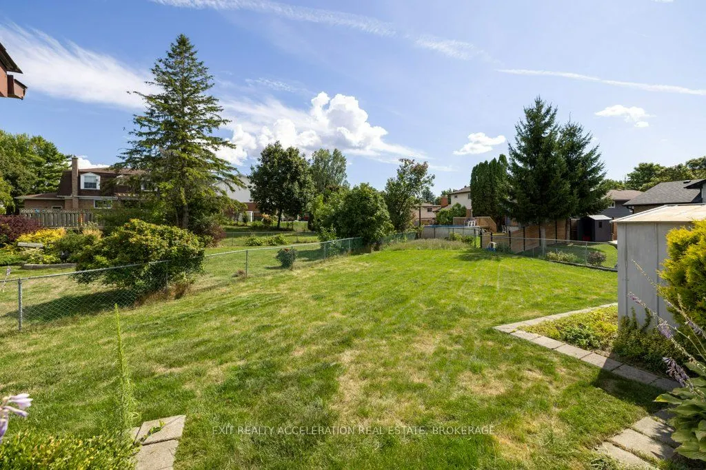38 Thorncliffe Drive