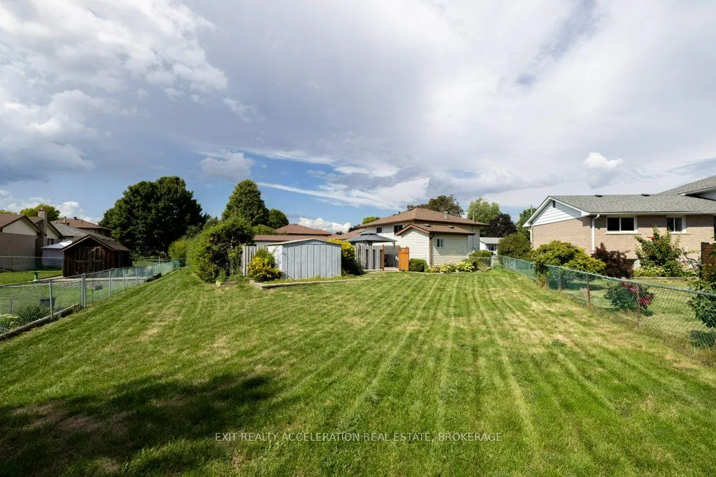 38 Thorncliffe Drive