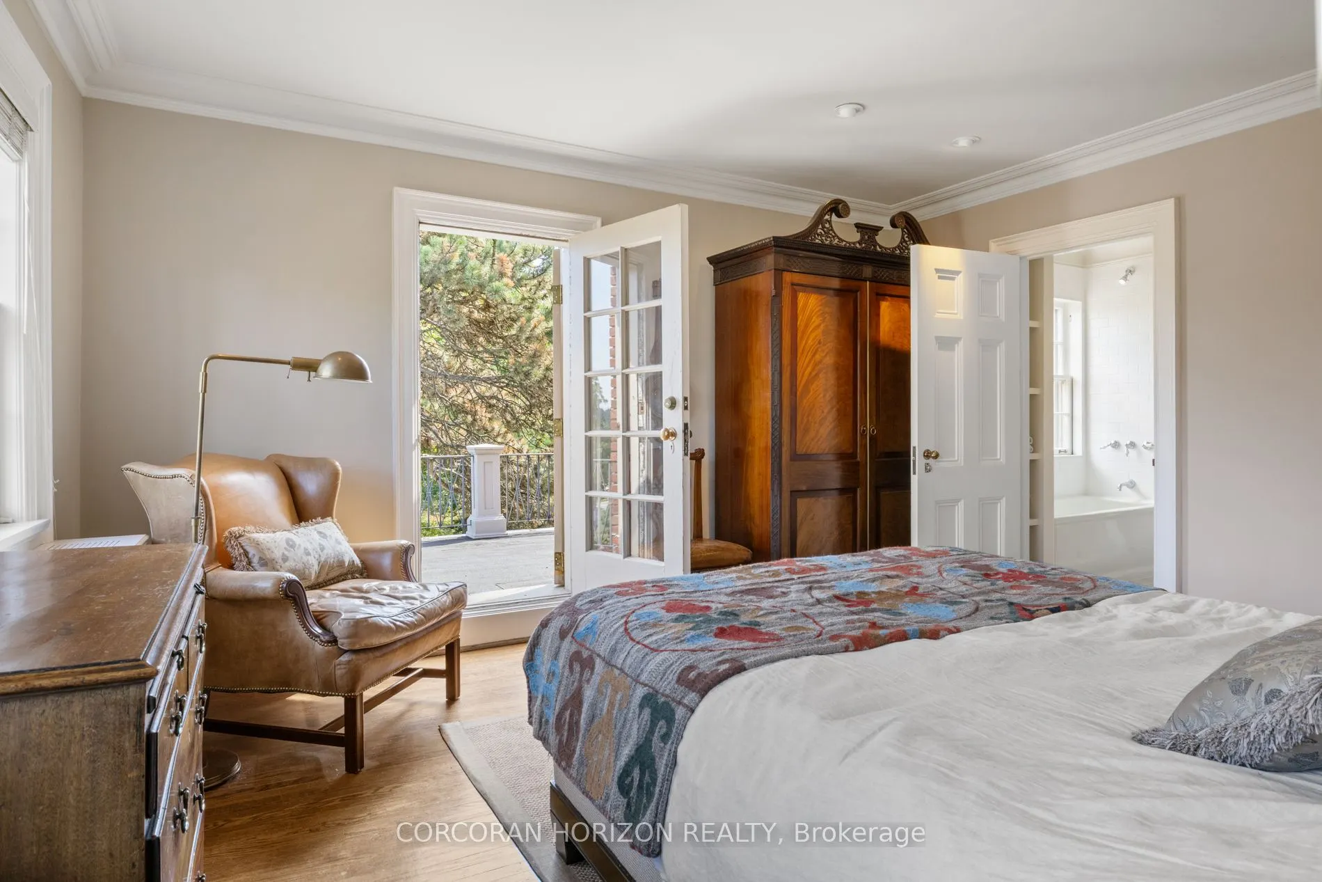 33 Salisbury Avenue