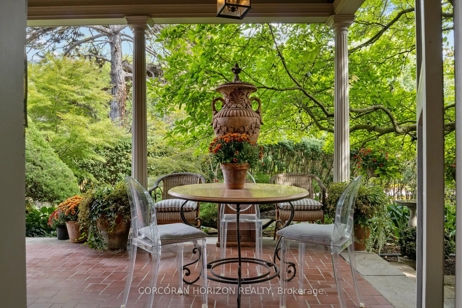 33 Salisbury Avenue