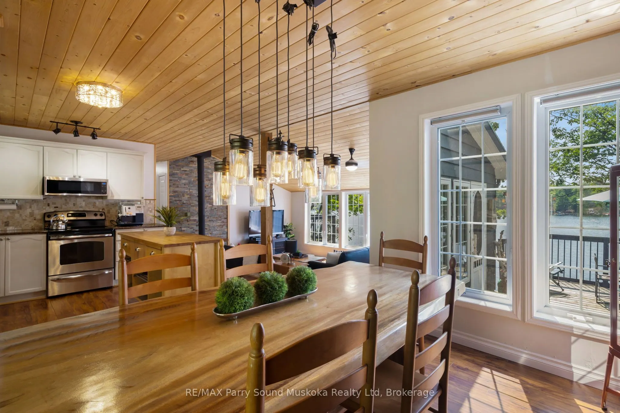 362 Healey Lake