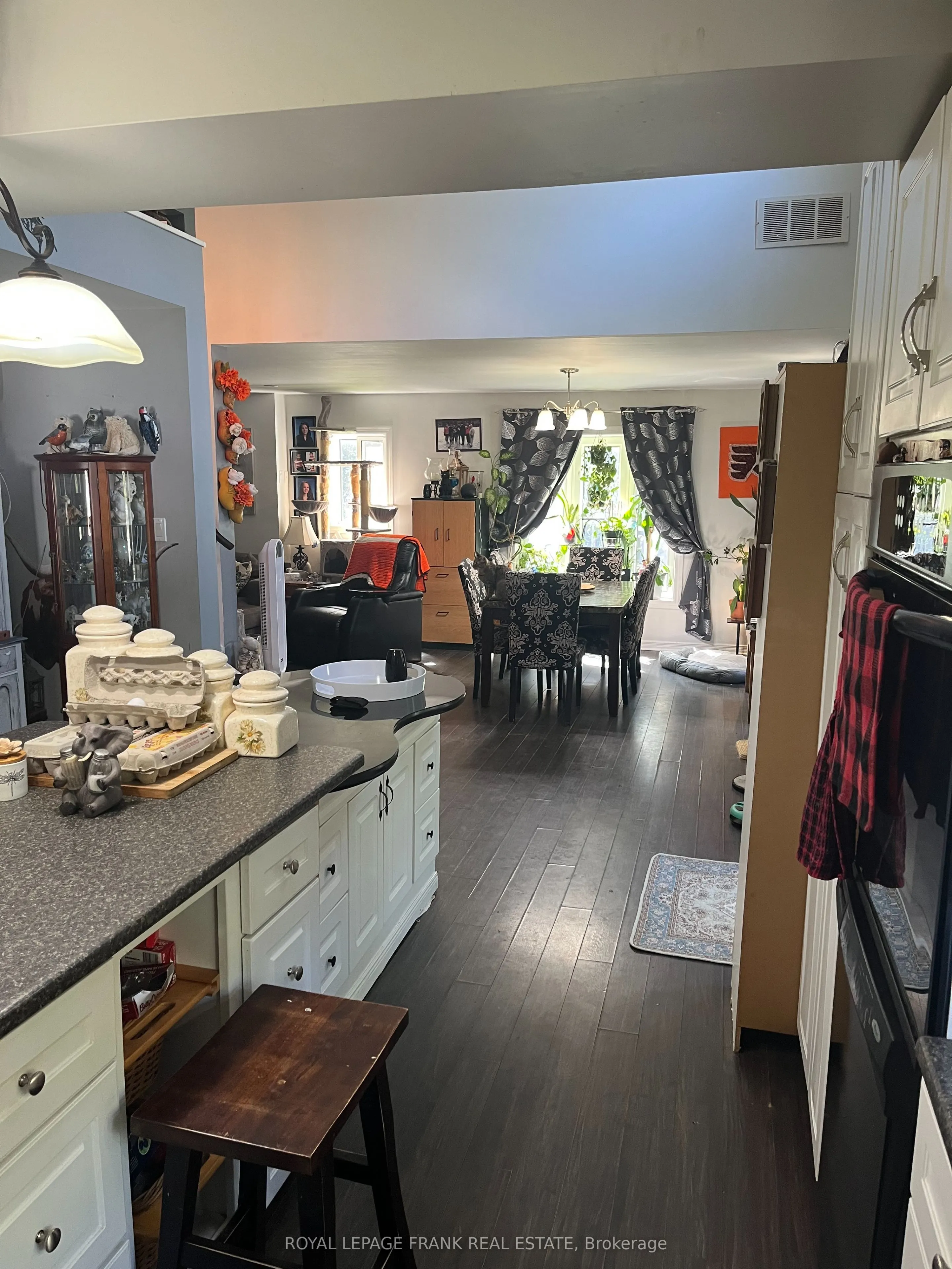 1630 Musclow Greenview Road