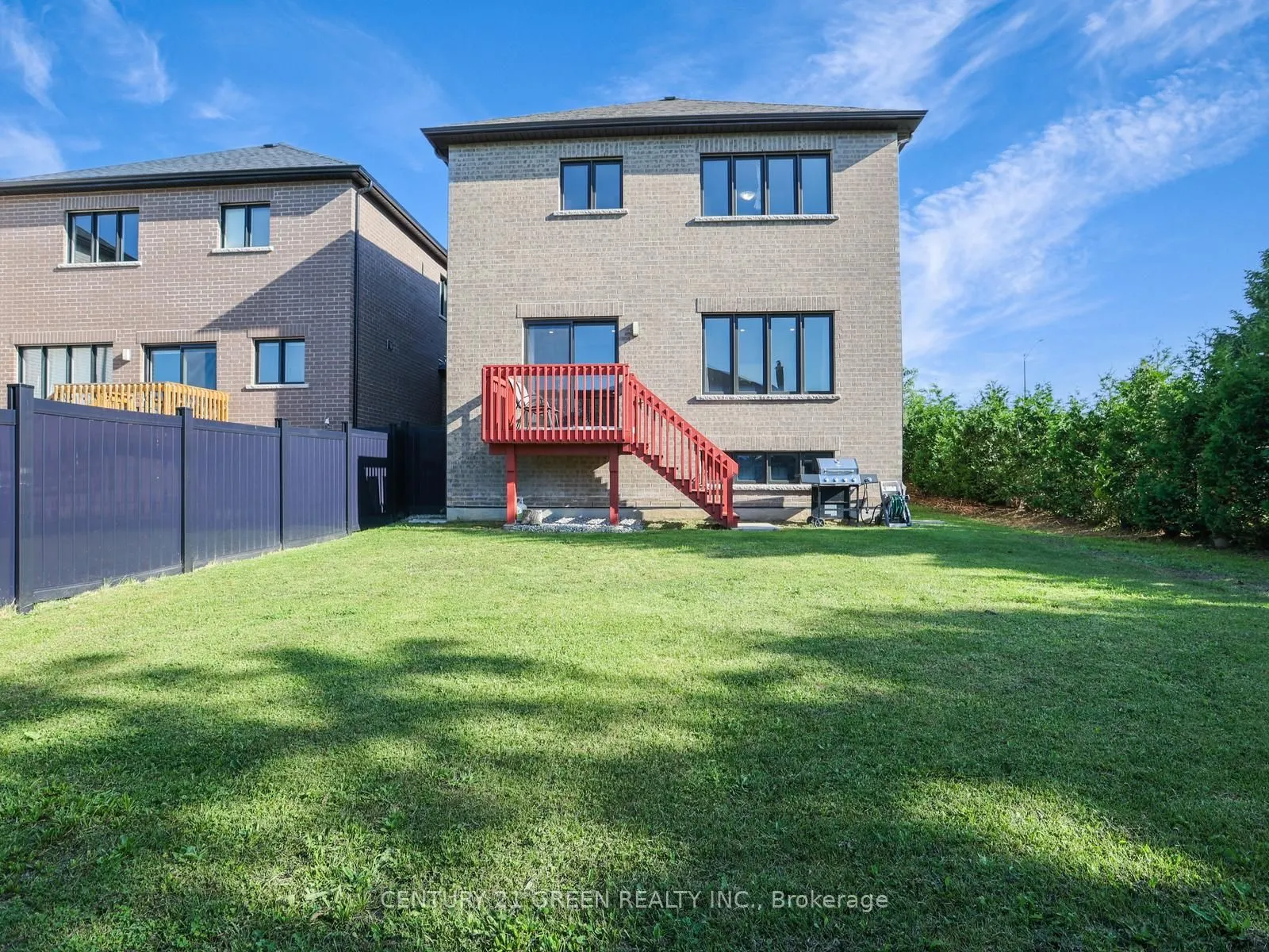 4 Slater Street
