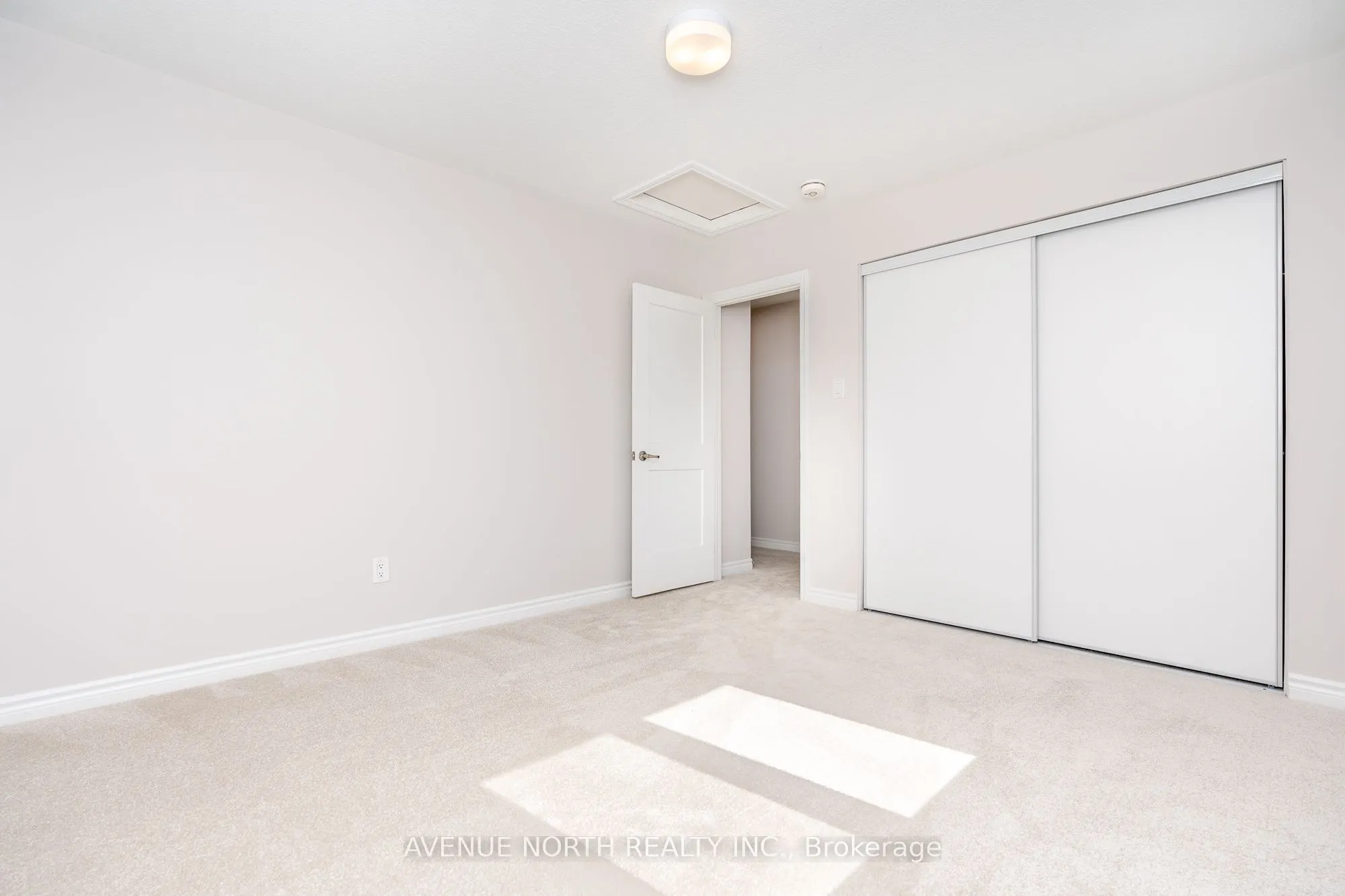 137 Unity Place