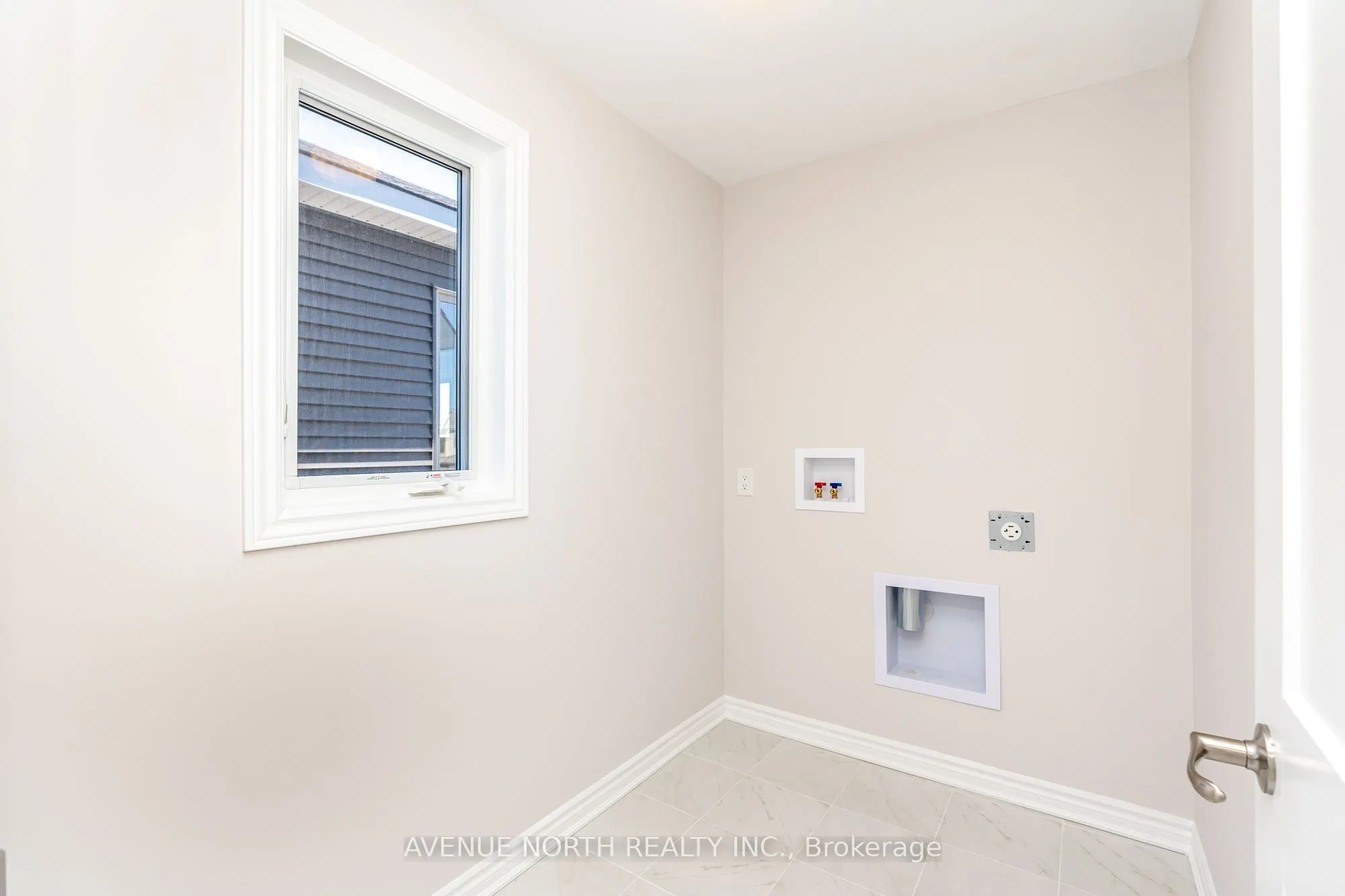137 Unity Place