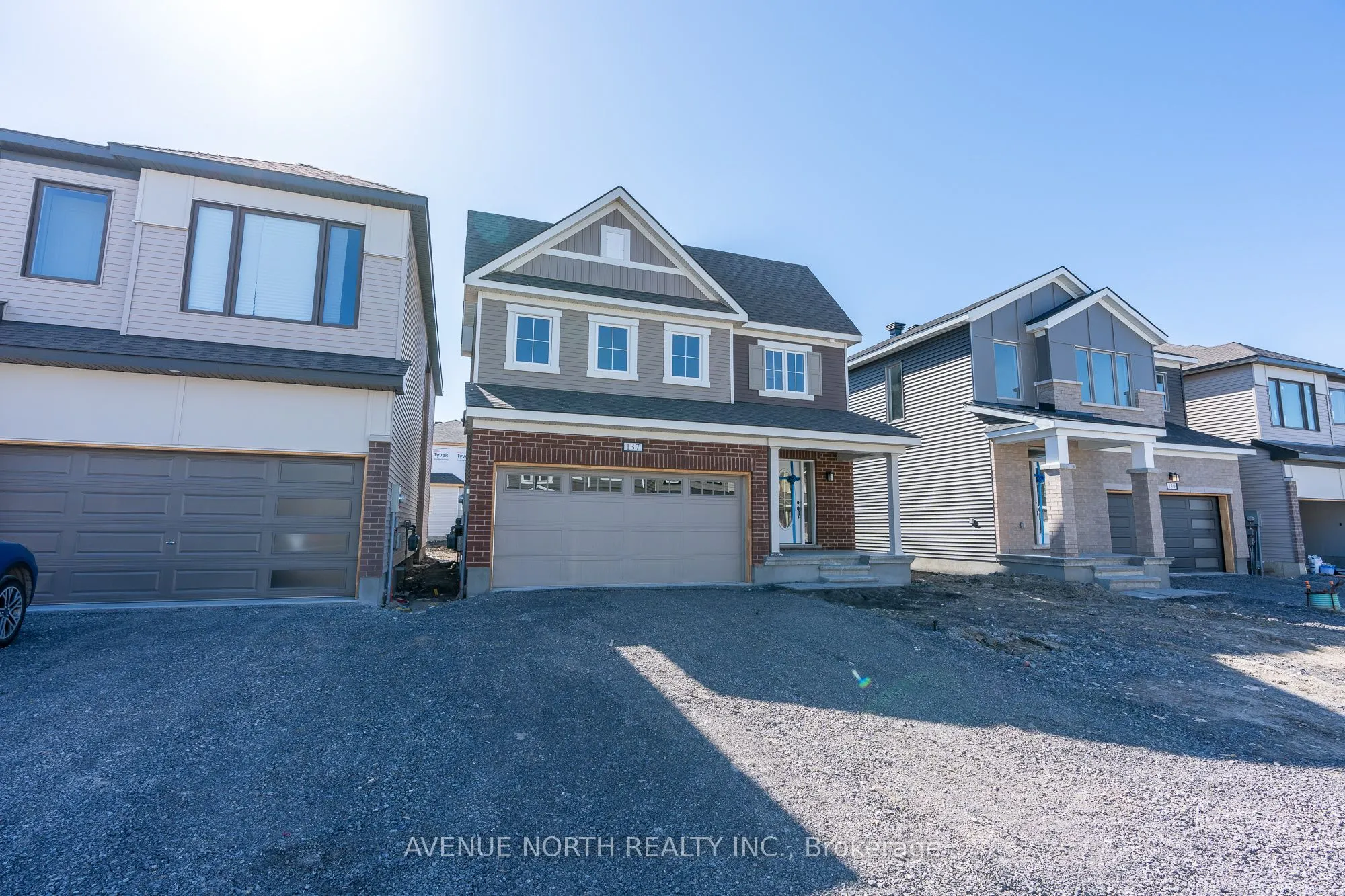 137 Unity Place