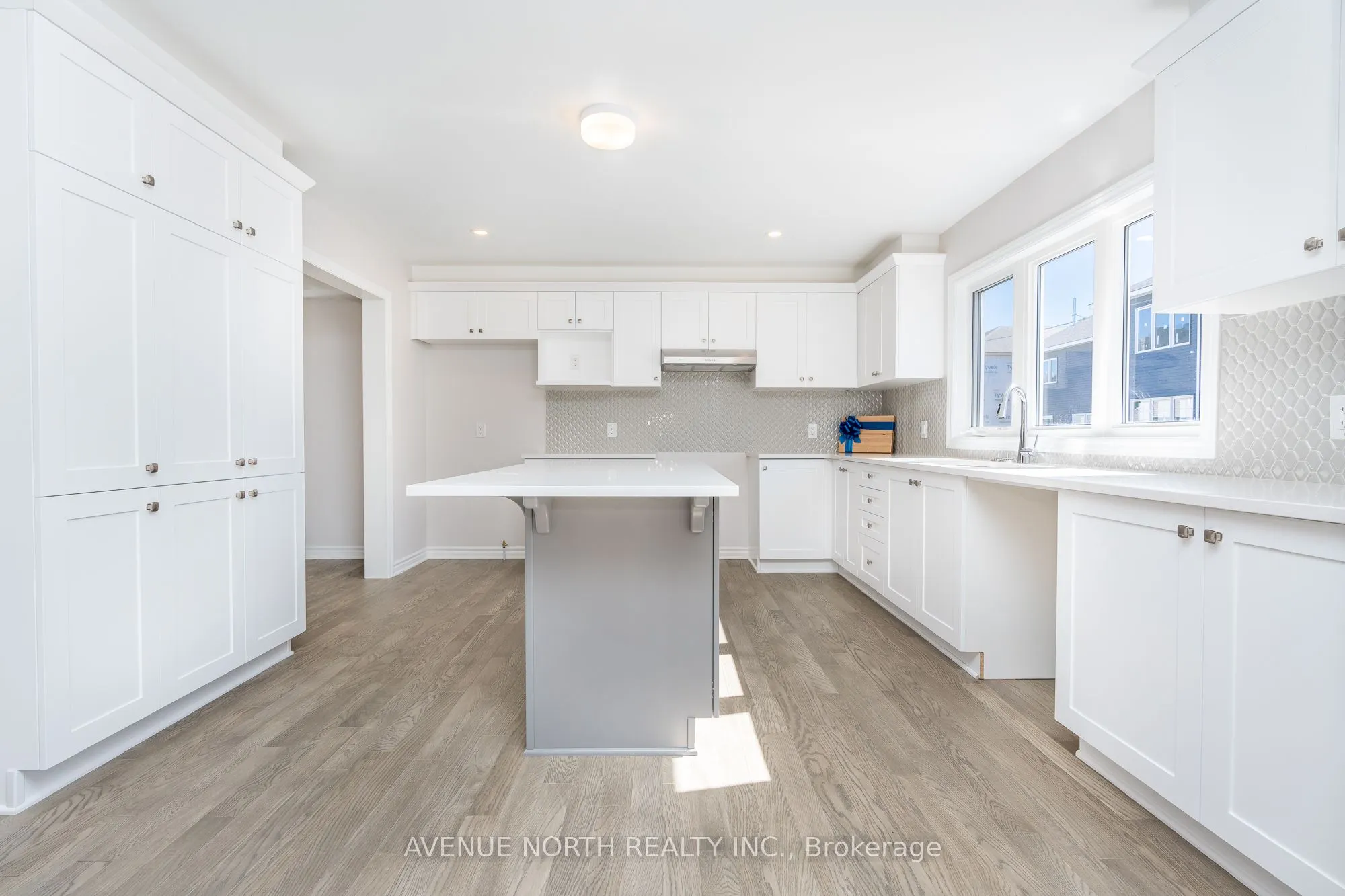 137 Unity Place