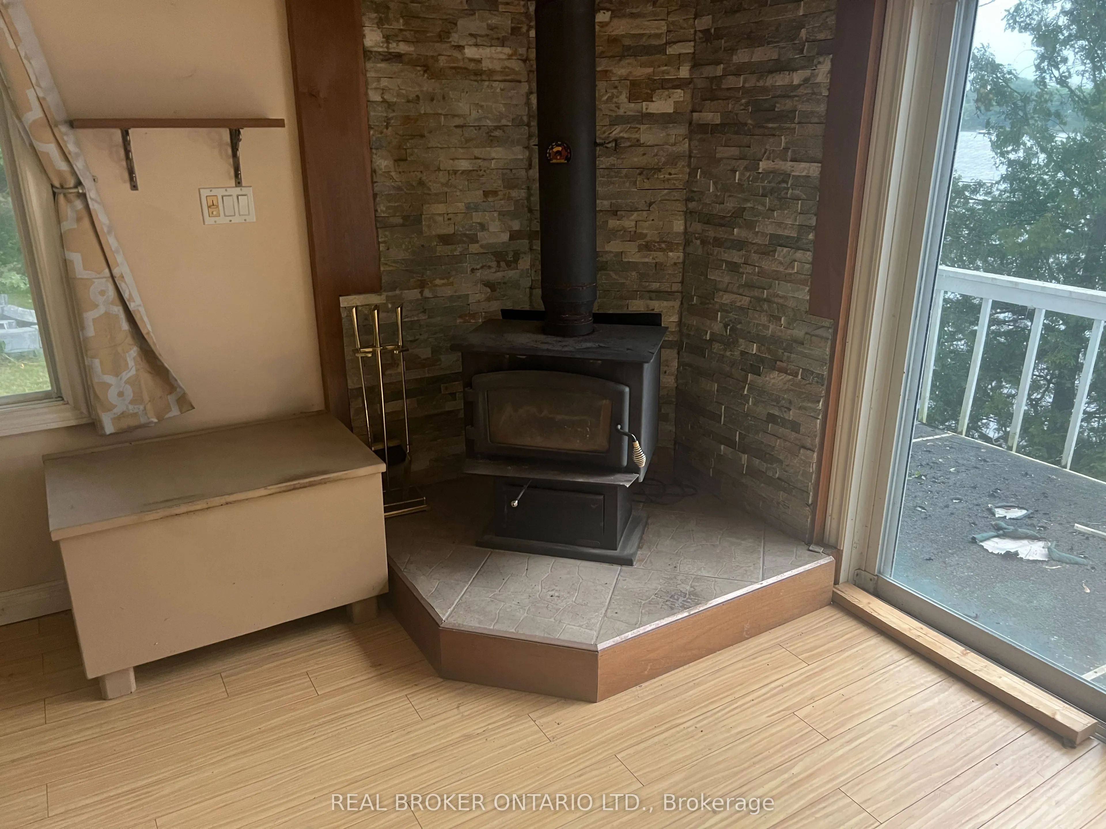 305 Concession Rd 1 Road