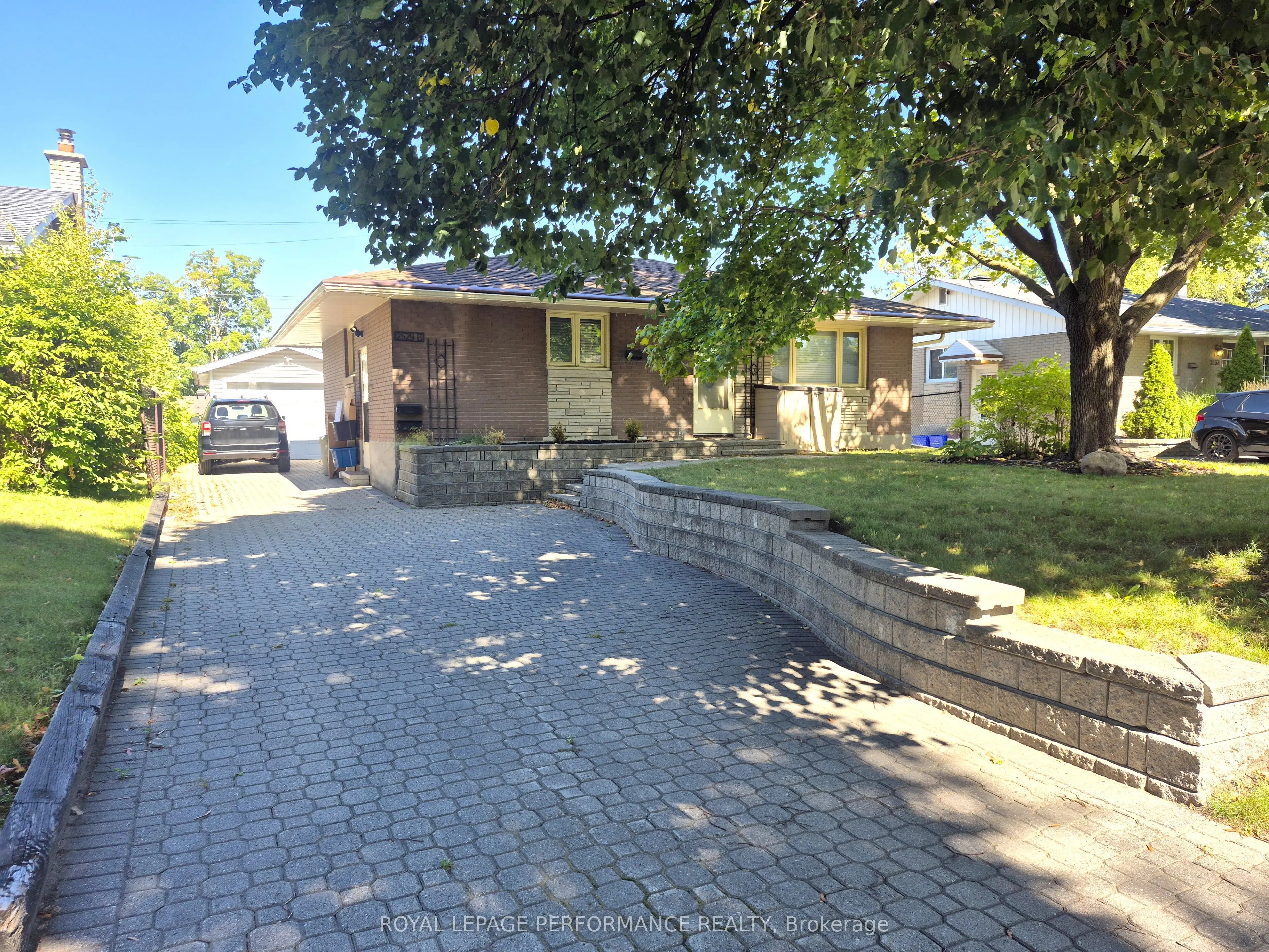 2529 ROMAN Avenue, #A