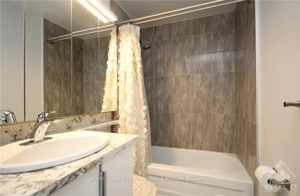 1785 Frobisher Lane, #1102