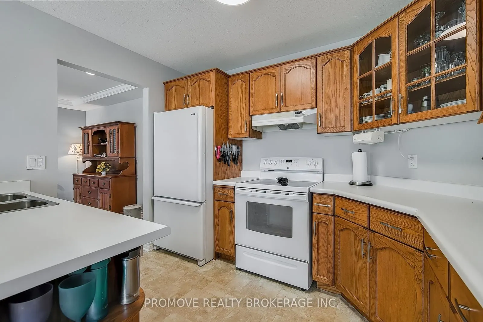 137 Lou's Boulevard
